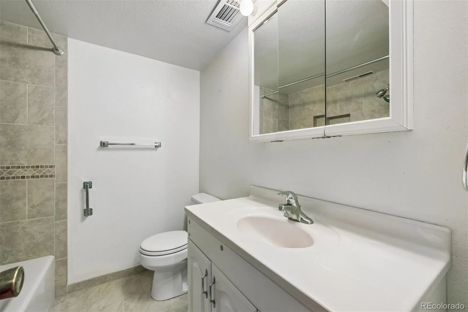 04152026015110 1600 28