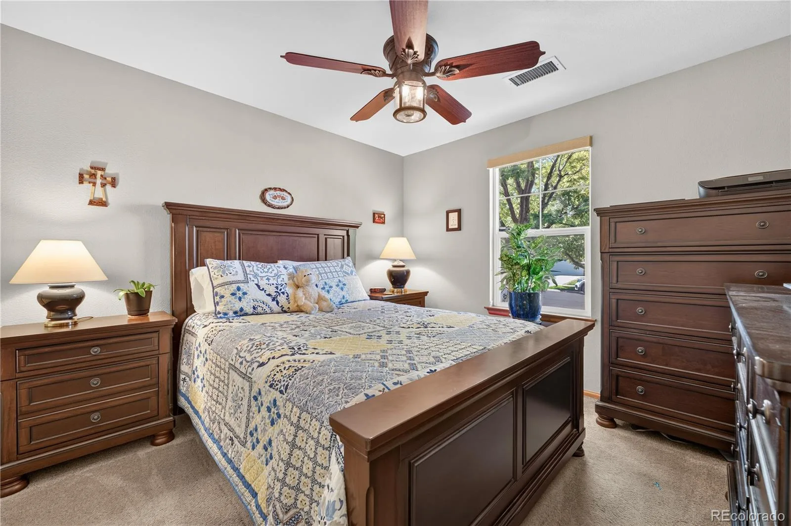 15895 Robins Drive Denver CO 80239 | MLS #REC2597336 08212026161132 1600 11