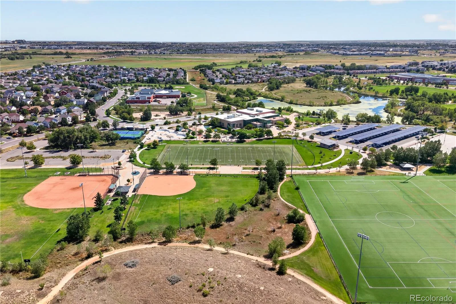 15895 Robins Drive Denver CO 80239 | MLS #REC2597336 08212026161132 1600 27