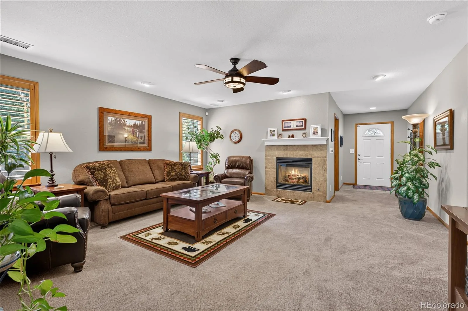15895 Robins Drive Denver CO 80239 | MLS #REC2597336 08212026161132 1600 5