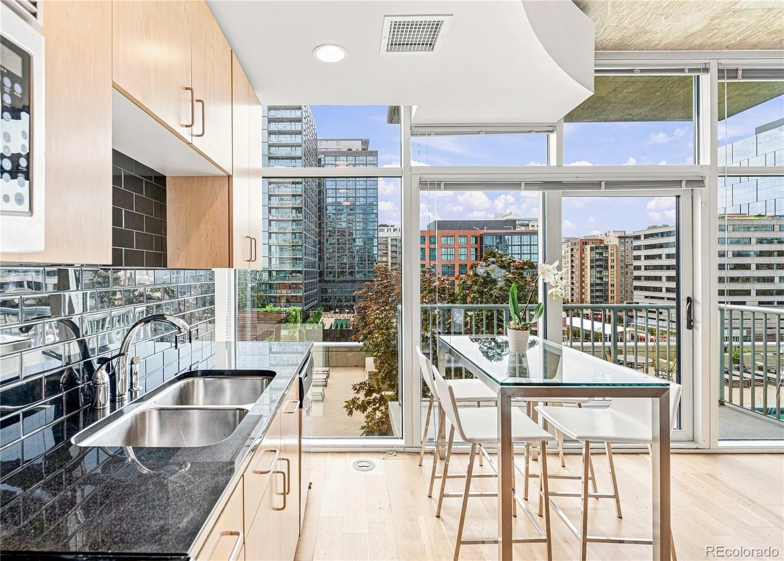 1700 Bassett Street #921 Denver CO 80202 | MLS #REC2598565 09212026120838 1600 4
