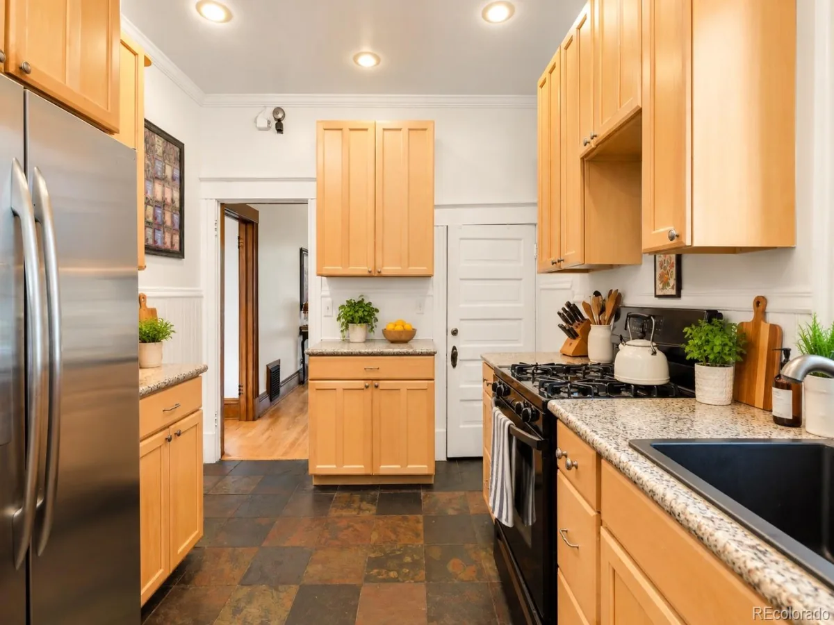 1650 Gaylord Street Denver CO 80206 | MLS #REC2599802 10102026234152 1200 9