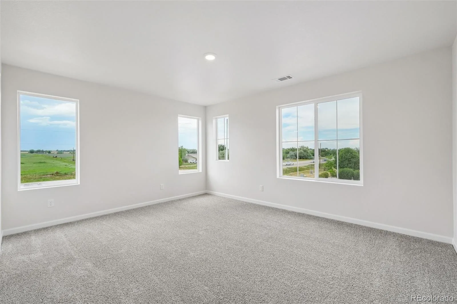 1470 Coral Place Longmont CO 80504 | MLS #REC2601868 08202026033553 1600 7
