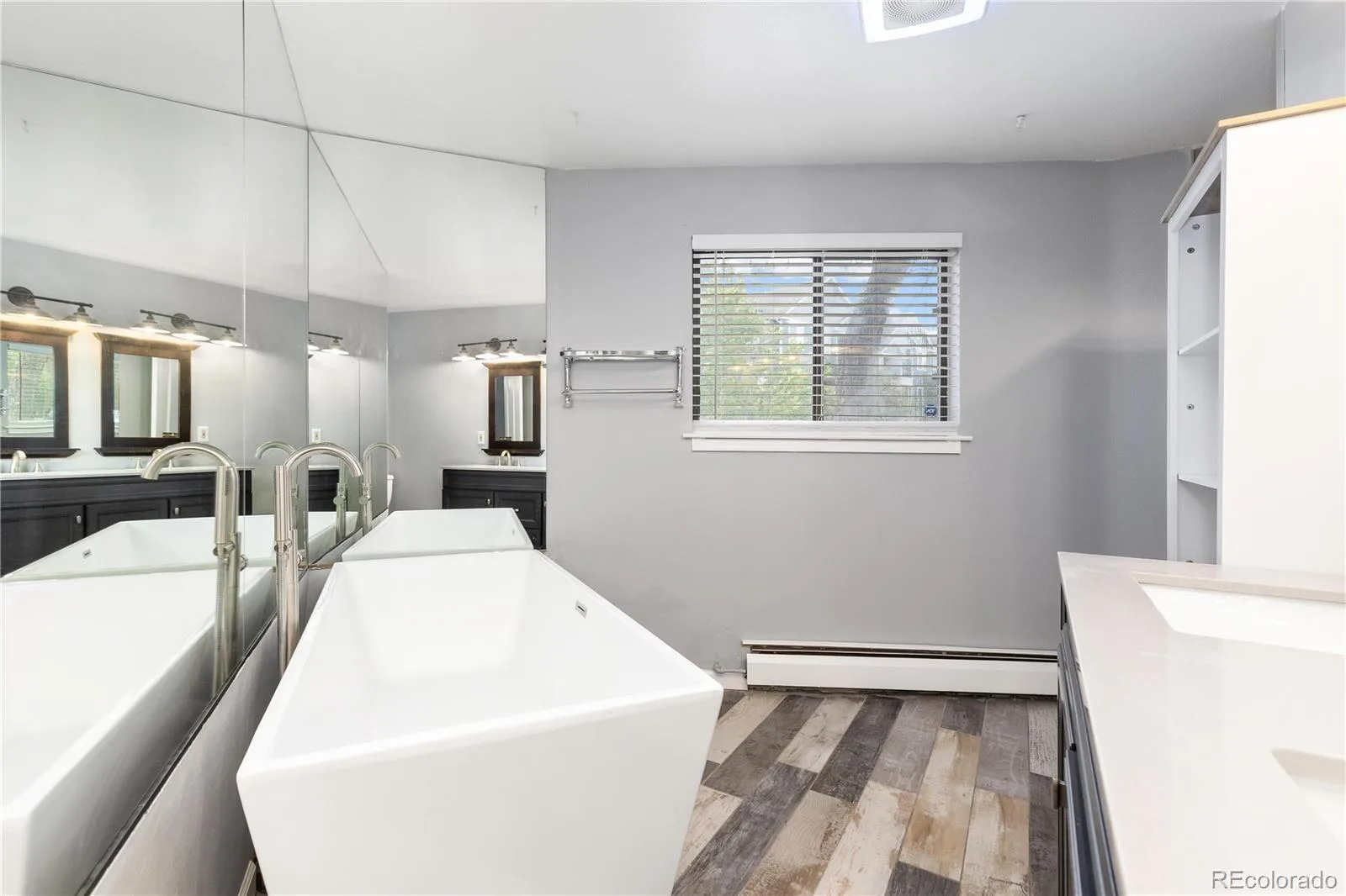 8100 W Quincy Avenue #E Littleton CO 80123 MLS #REC2602832 06162026015351 1600 20