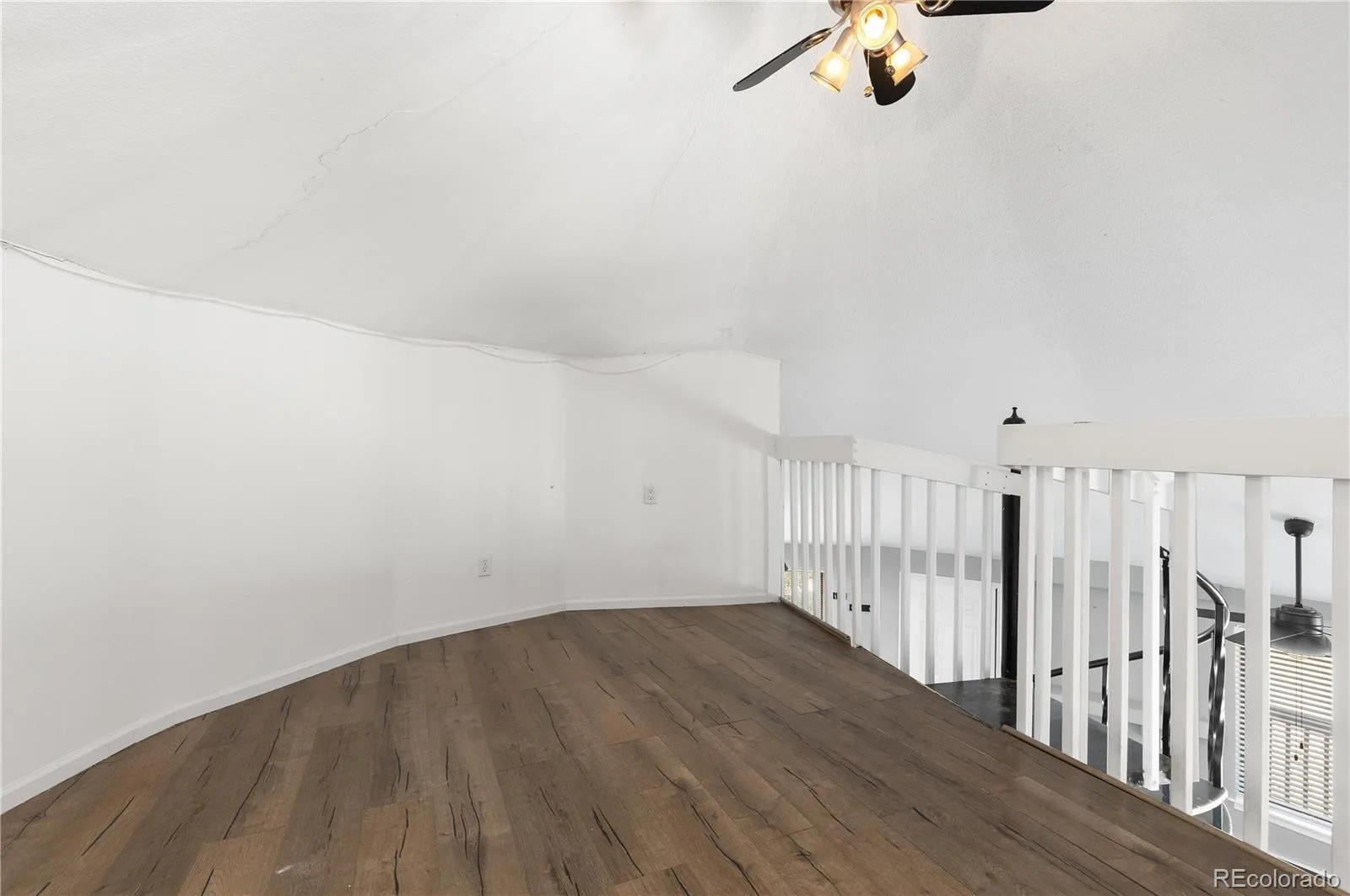 8100 W Quincy Avenue #E Littleton CO 80123 MLS #REC2602832 06162026015351 1600 22