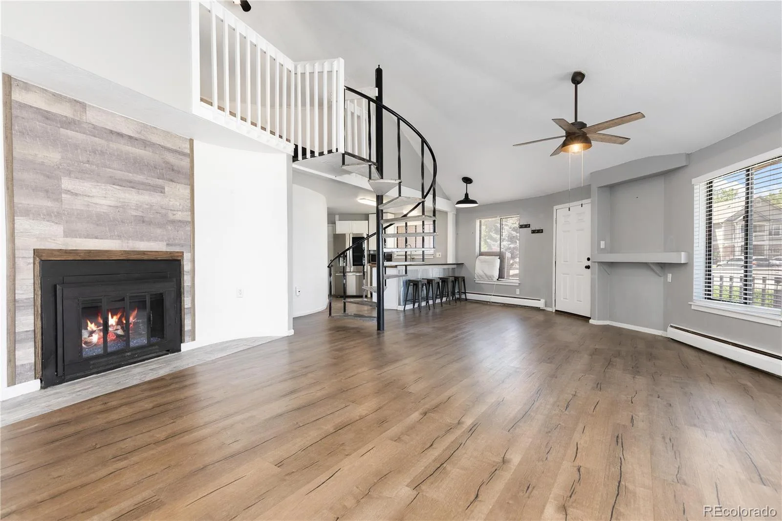 8100 W Quincy Avenue #E Littleton CO 80123 MLS #REC2602832 06162026015351 1600 6