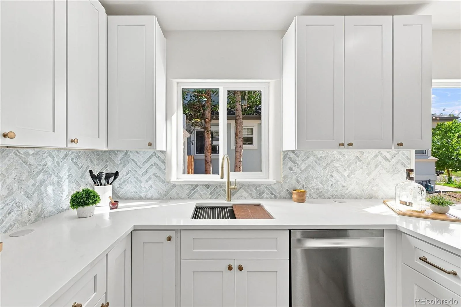 1840 Newport Street Denver CO 80220 | MLS #REC2607903 09222026220354 1600 11