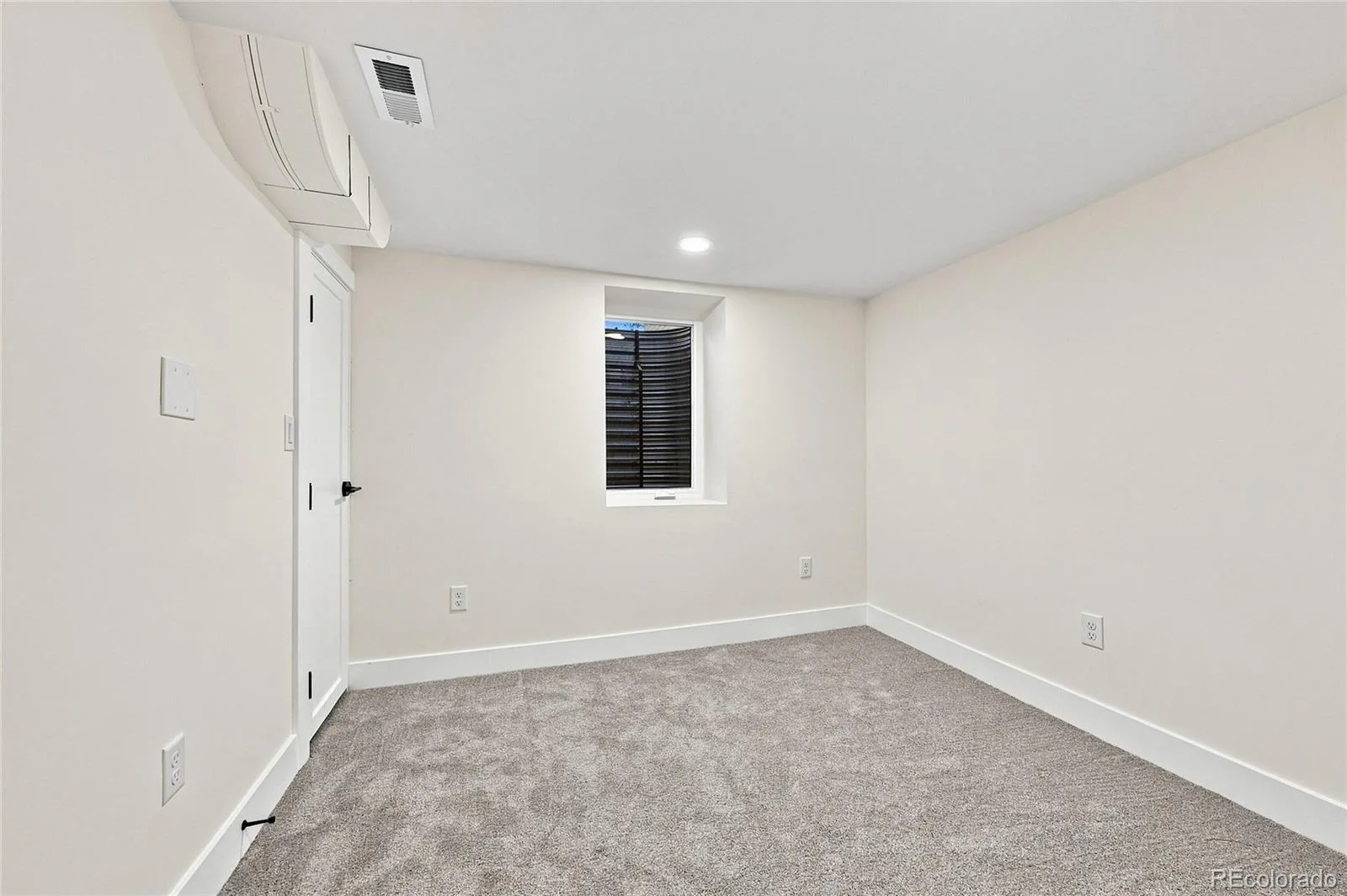 1840 Newport Street Denver CO 80220 | MLS #REC2607903 09222026220354 1600 28