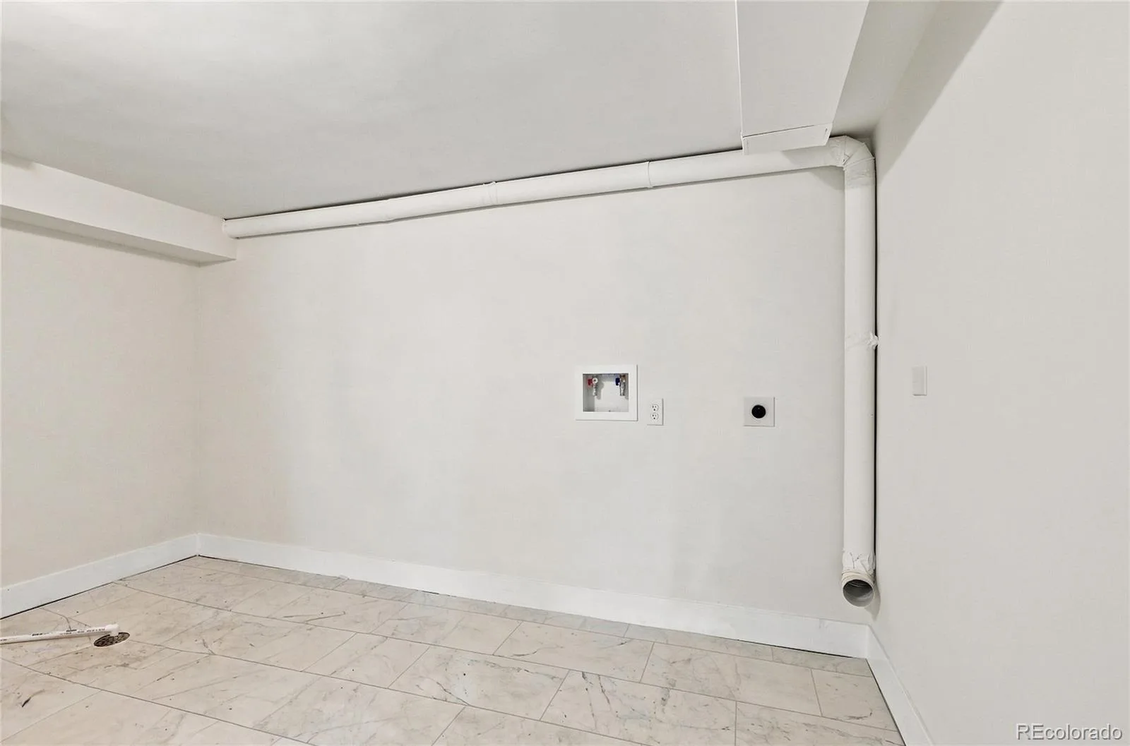 1840 Newport Street Denver CO 80220 | MLS #REC2607903 09222026220354 1600 34
