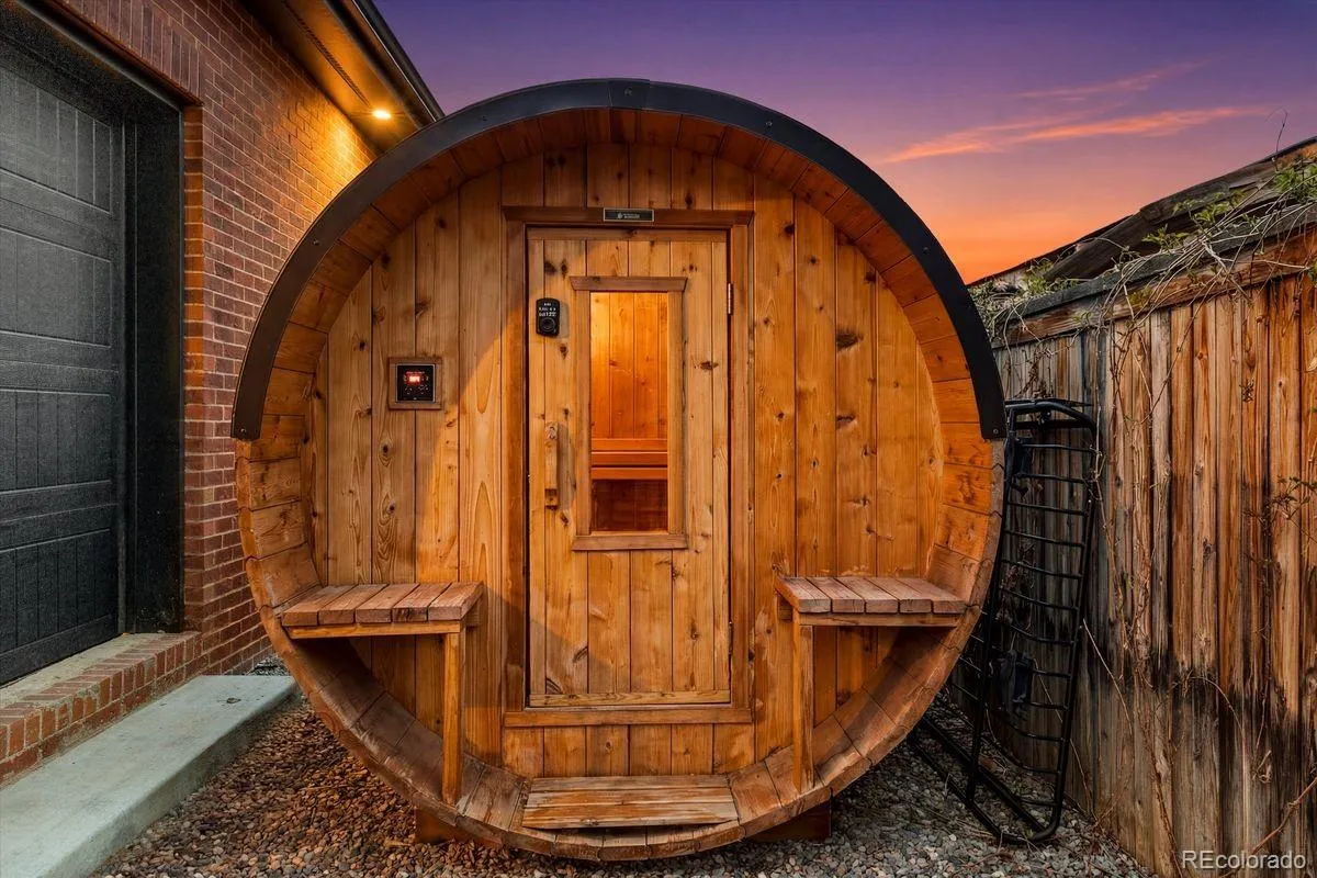 04102026235711 1200 45