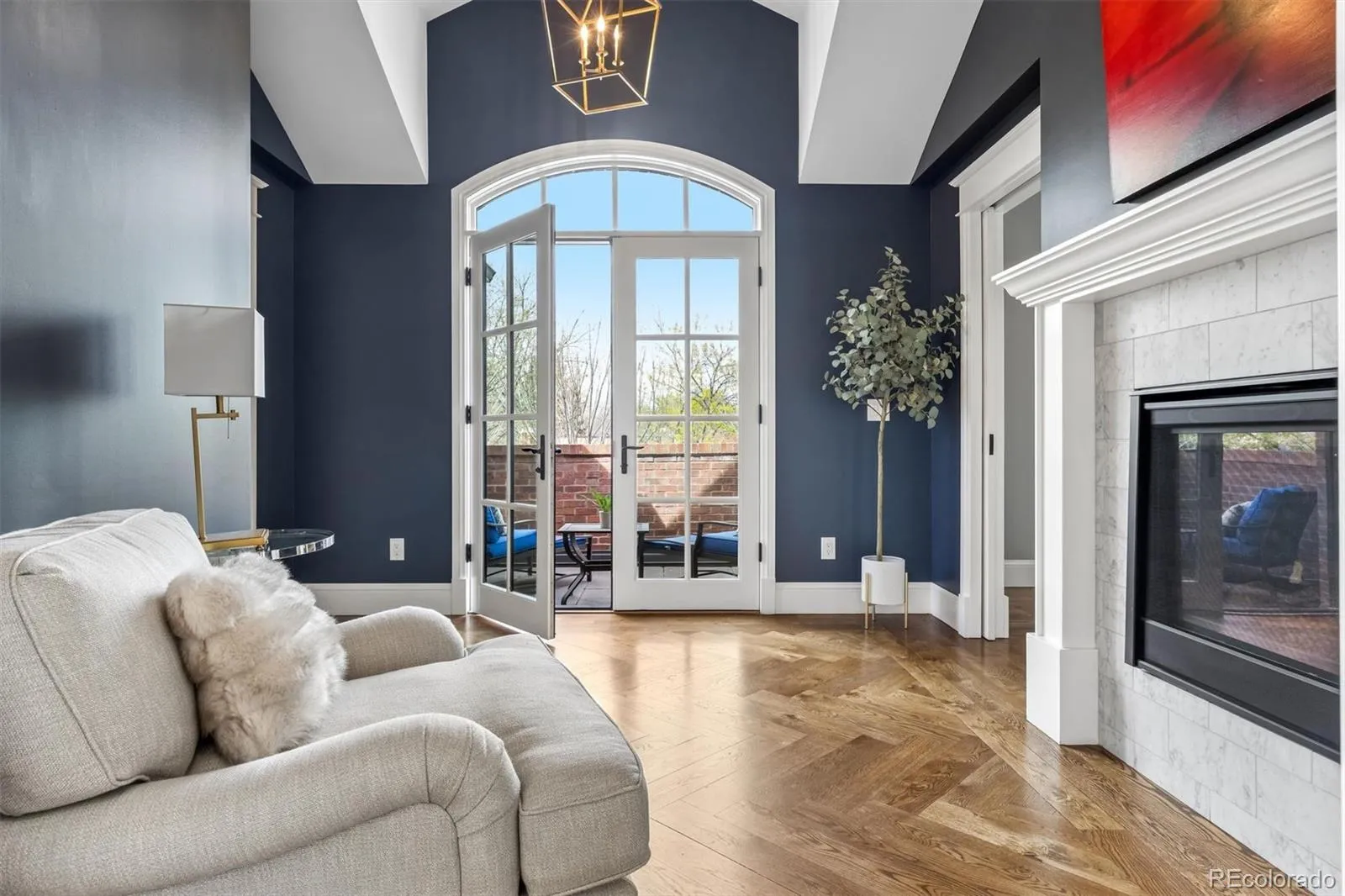 04102026235711 1600 25