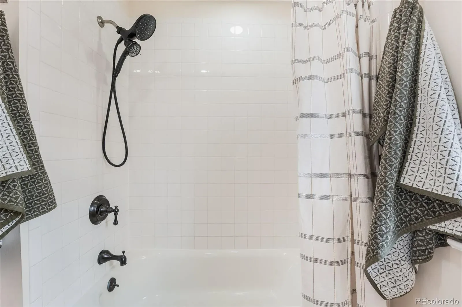 03252026184037 1600 14