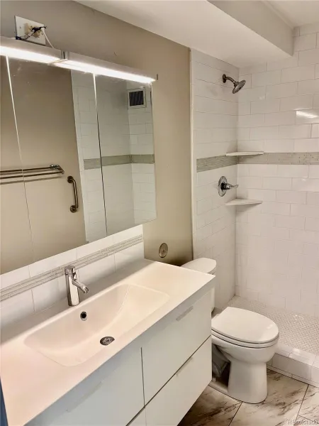 655 S Alton Way #1A Denver CO 80247 MLS #REC2613908 05052026034938 800 1