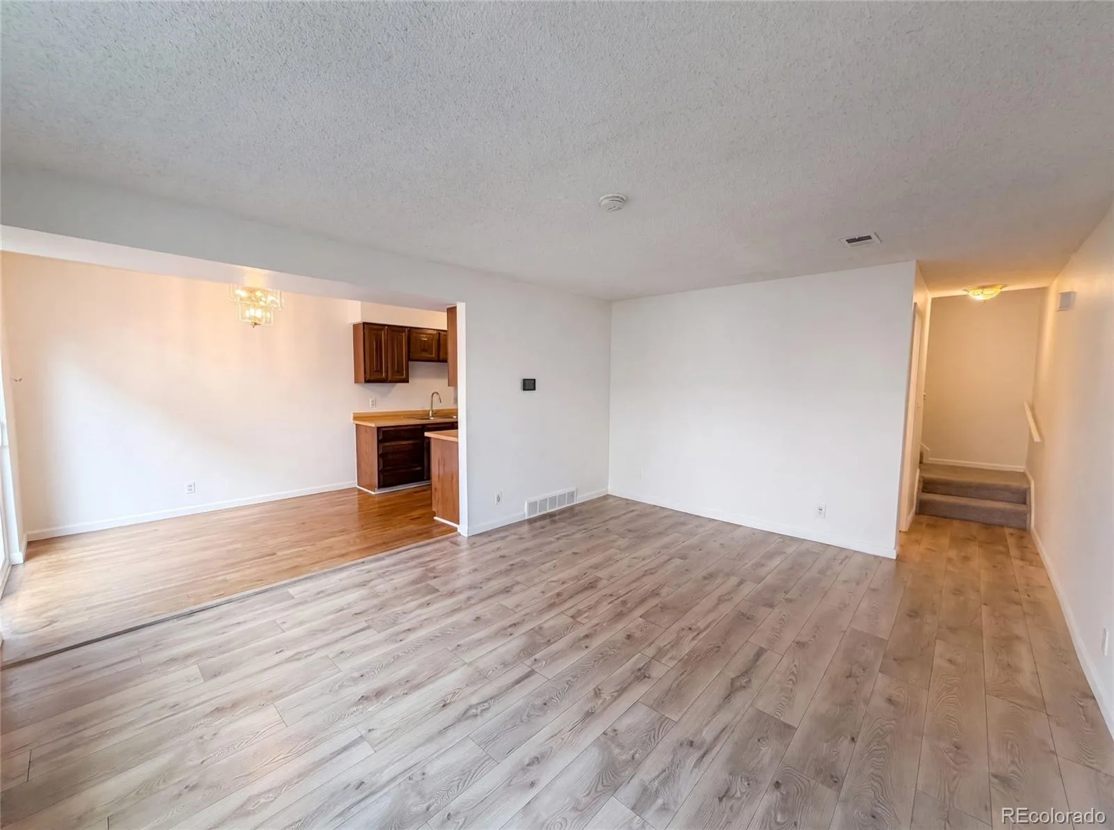 9867 Lane Street Denver CO 80260 | MLS #REC2614028 07242026174753 1600 2