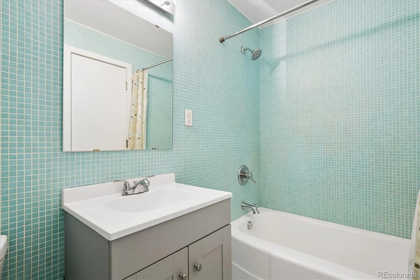 500 E 11th Avenue #301 Denver CO 80203 MLS #REC2615885 07162026033634 1600 24
