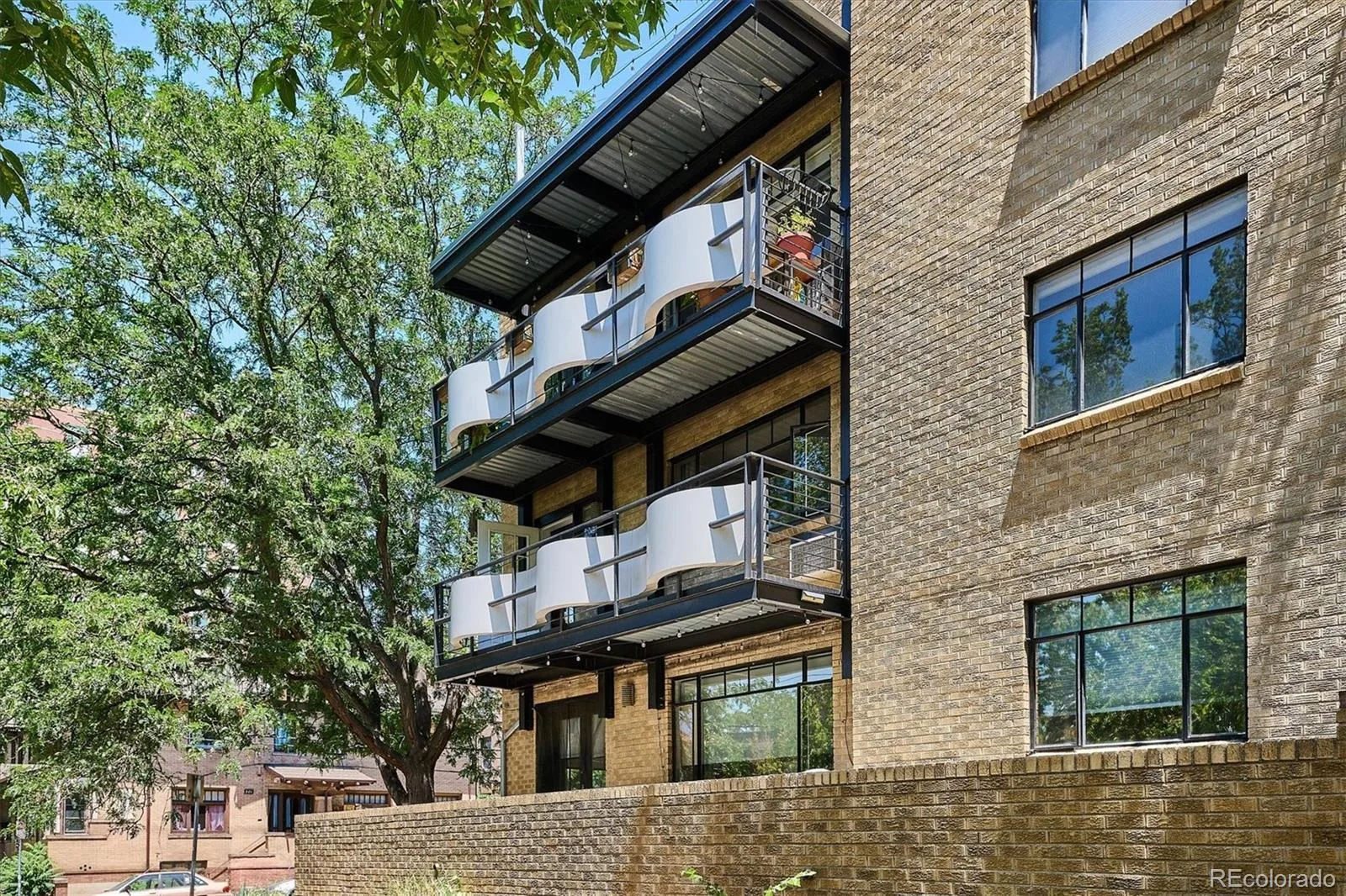 500 E 11th Avenue #301 Denver CO 80203 MLS #REC2615885 07162026033634 1600 29