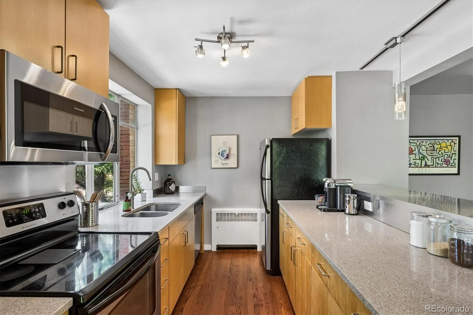 500 E 11th Avenue #301 Denver CO 80203 MLS #REC2615885 07162026033634 1600 9