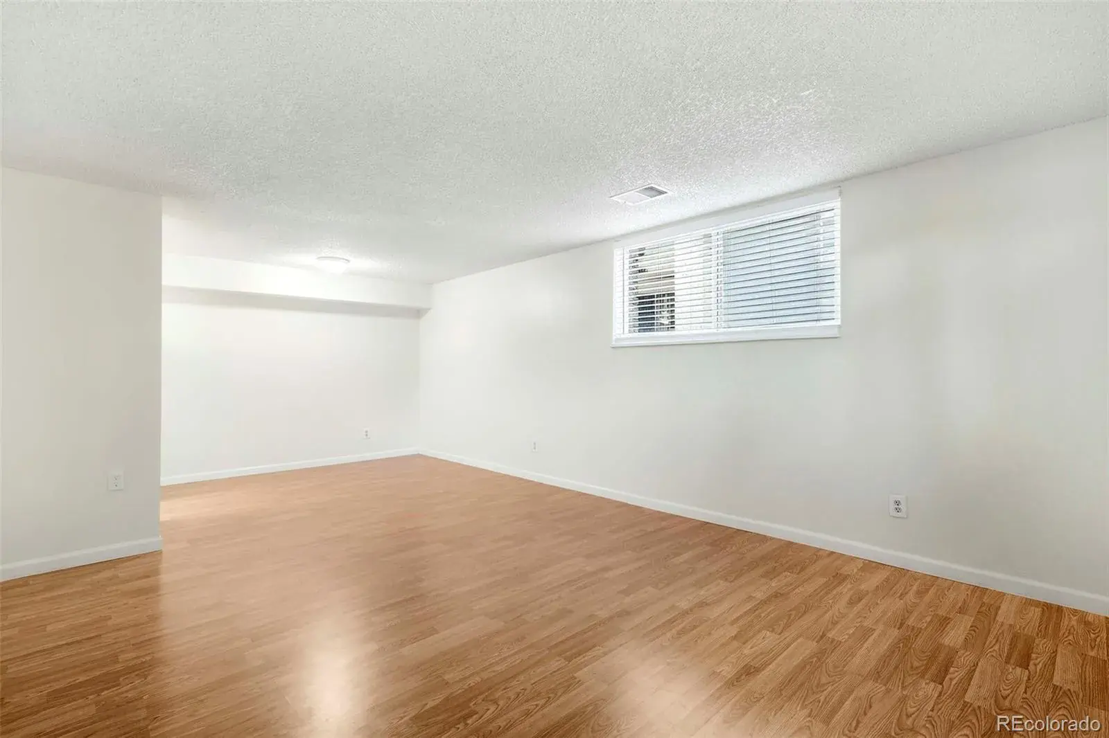 7375 E Quincy Avenue #105 Denver CO 80237 MLS #REC2616154 08262025230220 1600 4
