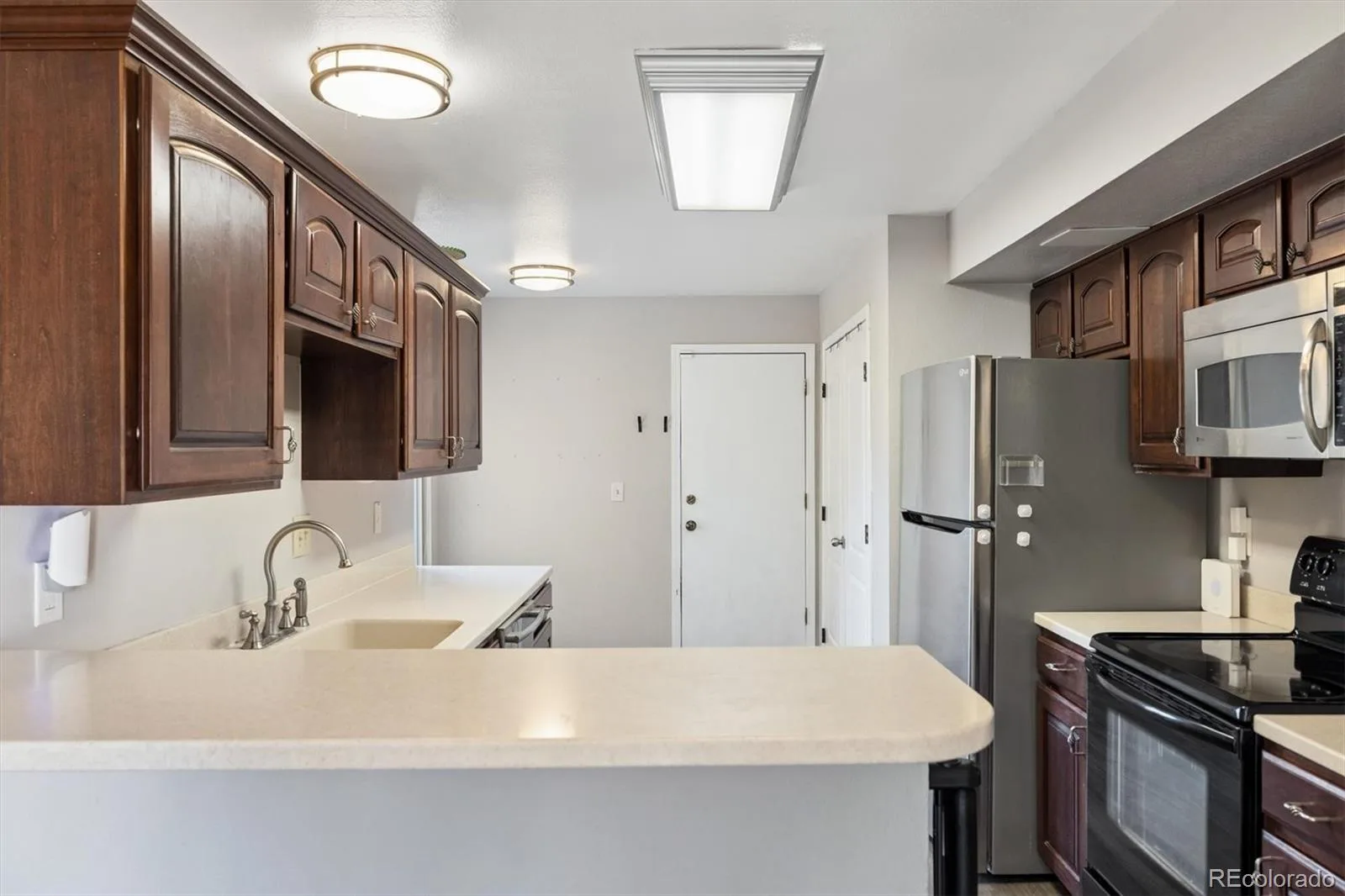 10279 W Fair Avenue #D Littleton CO 80127 | MLS #REC2616568 08292026183429 1600 22