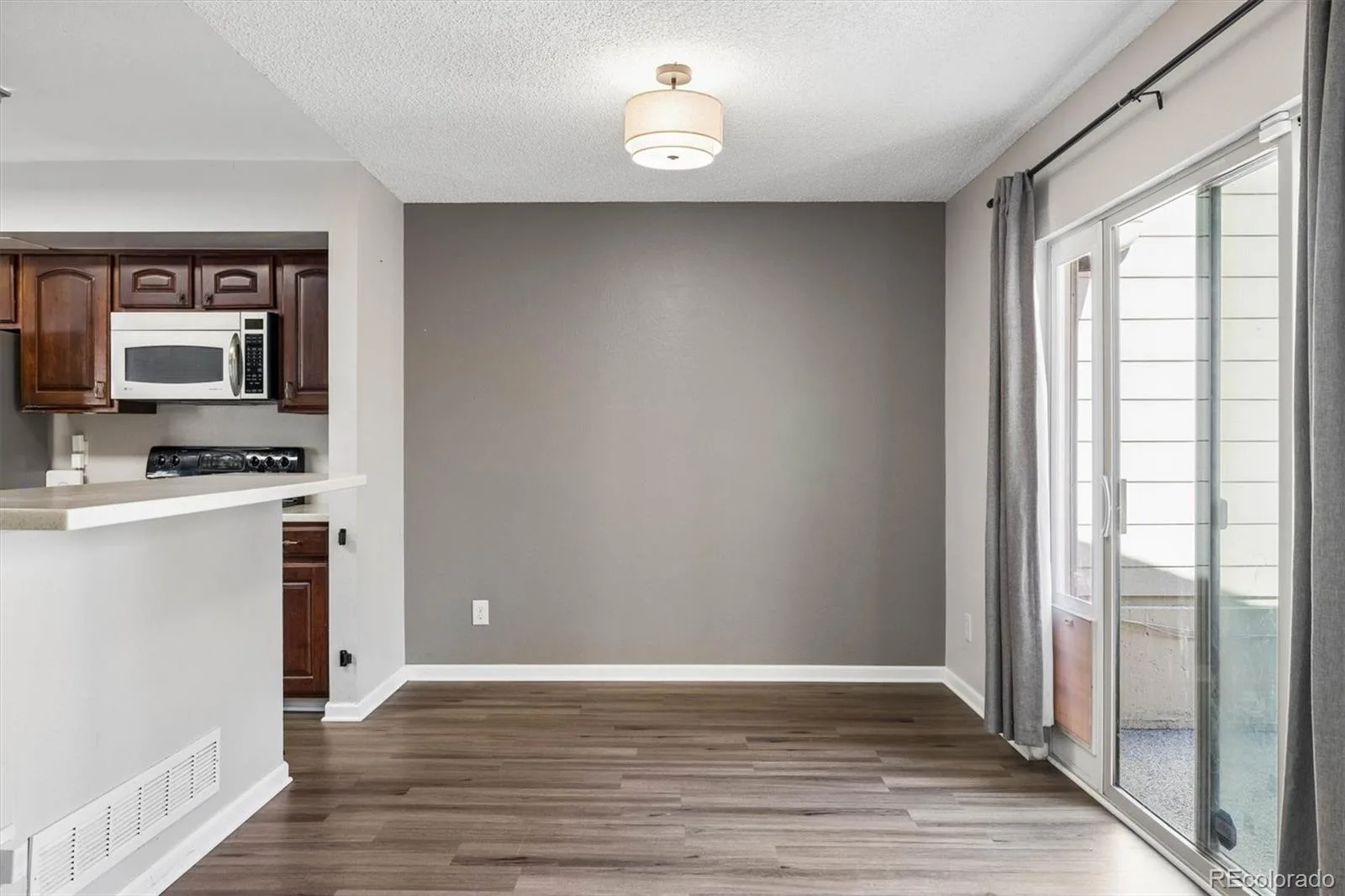 10279 W Fair Avenue #D Littleton CO 80127 | MLS #REC2616568 08292026183429 1600 4