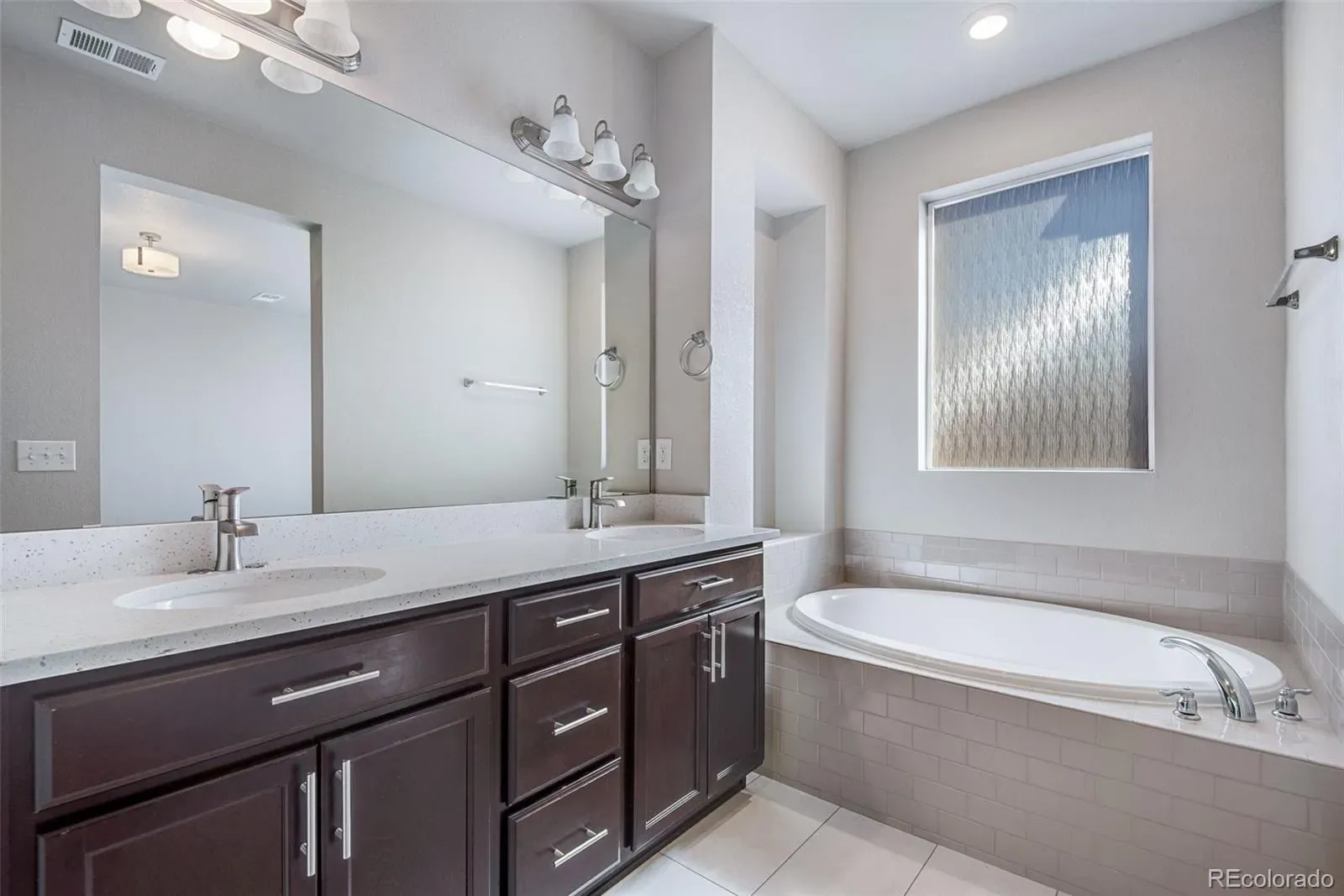 5167 S Fairplay Street Aurora CO 80015 MLS #REC2616711 03182026202640 1600 24