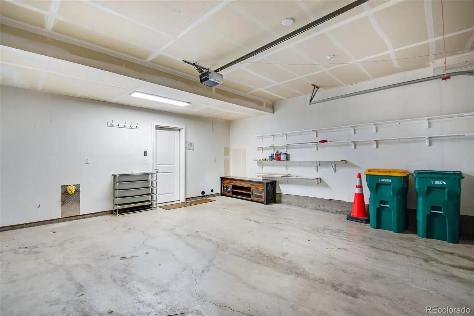 5167 S Fairplay Street Aurora CO 80015 MLS #REC2616711 03182026202640 1600 29