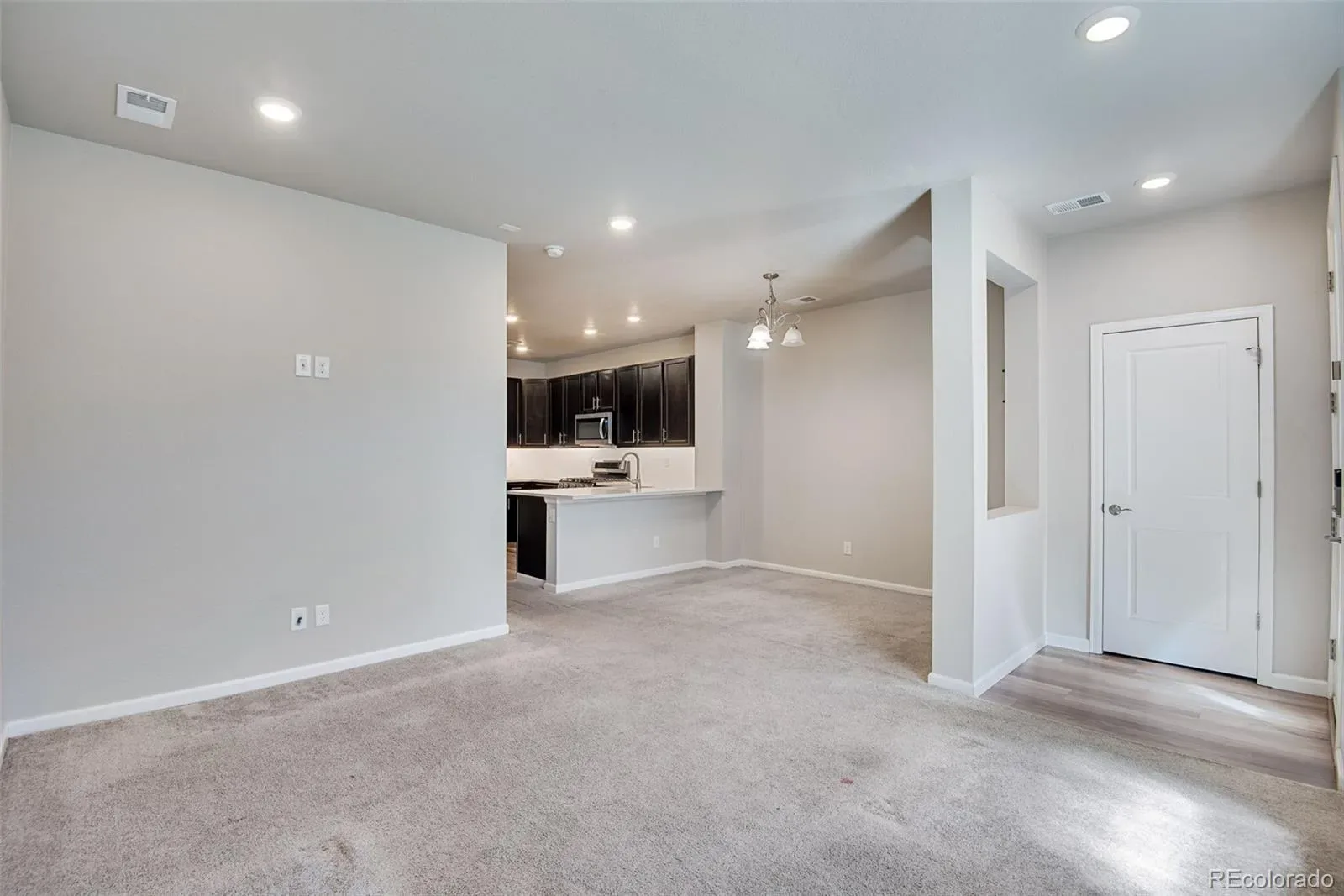 5167 S Fairplay Street Aurora CO 80015 MLS #REC2616711 03182026202640 1600 8