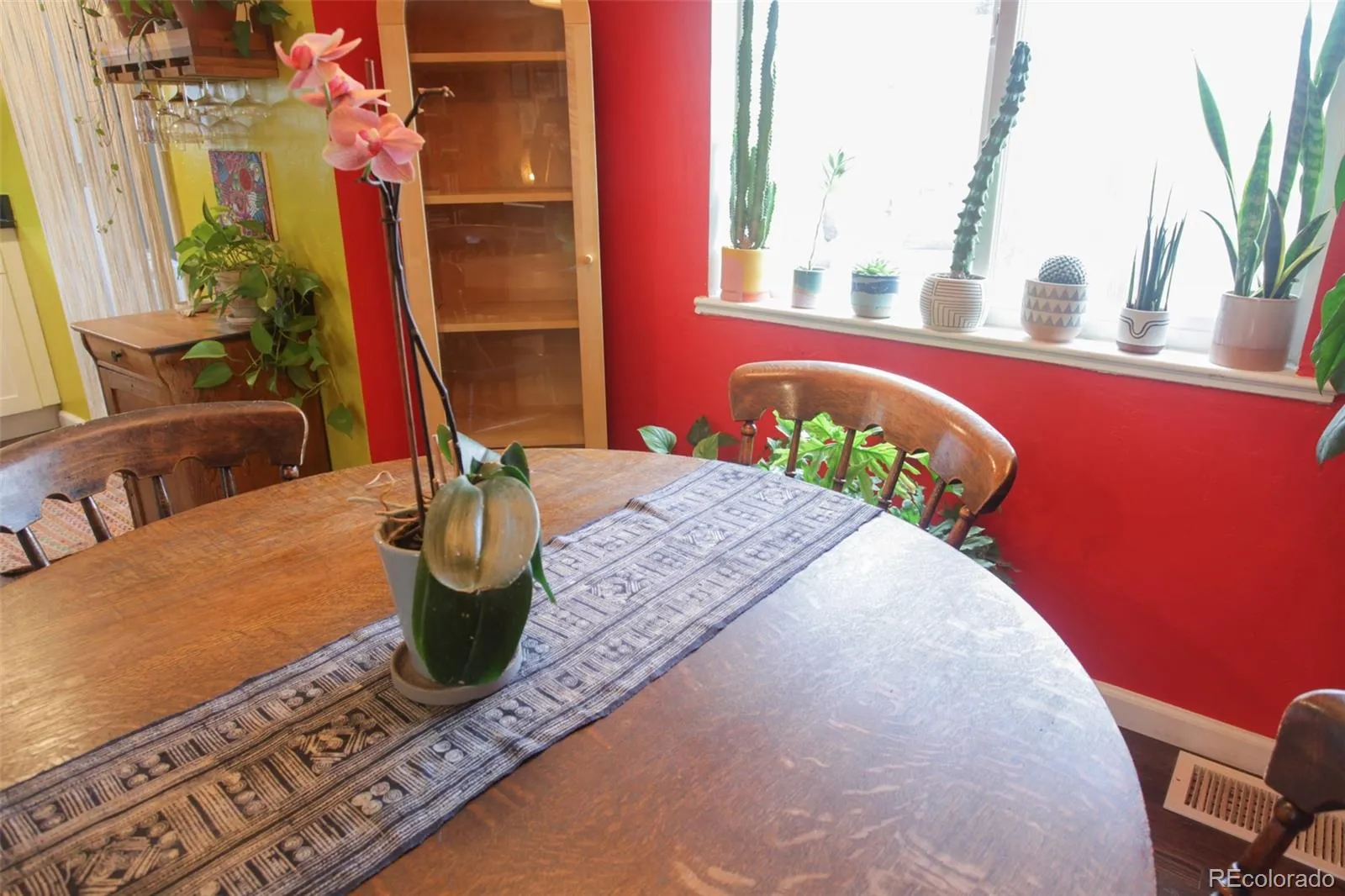 04102026074718 1600 10