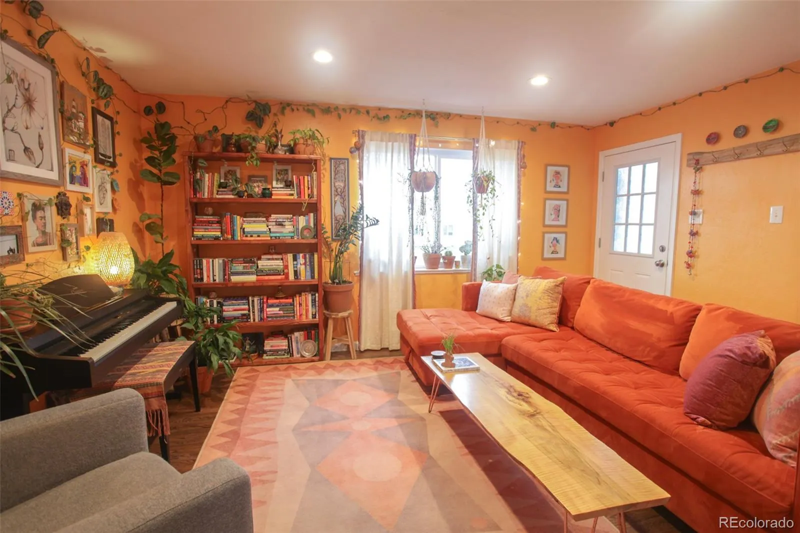 04102026074718 1600 7