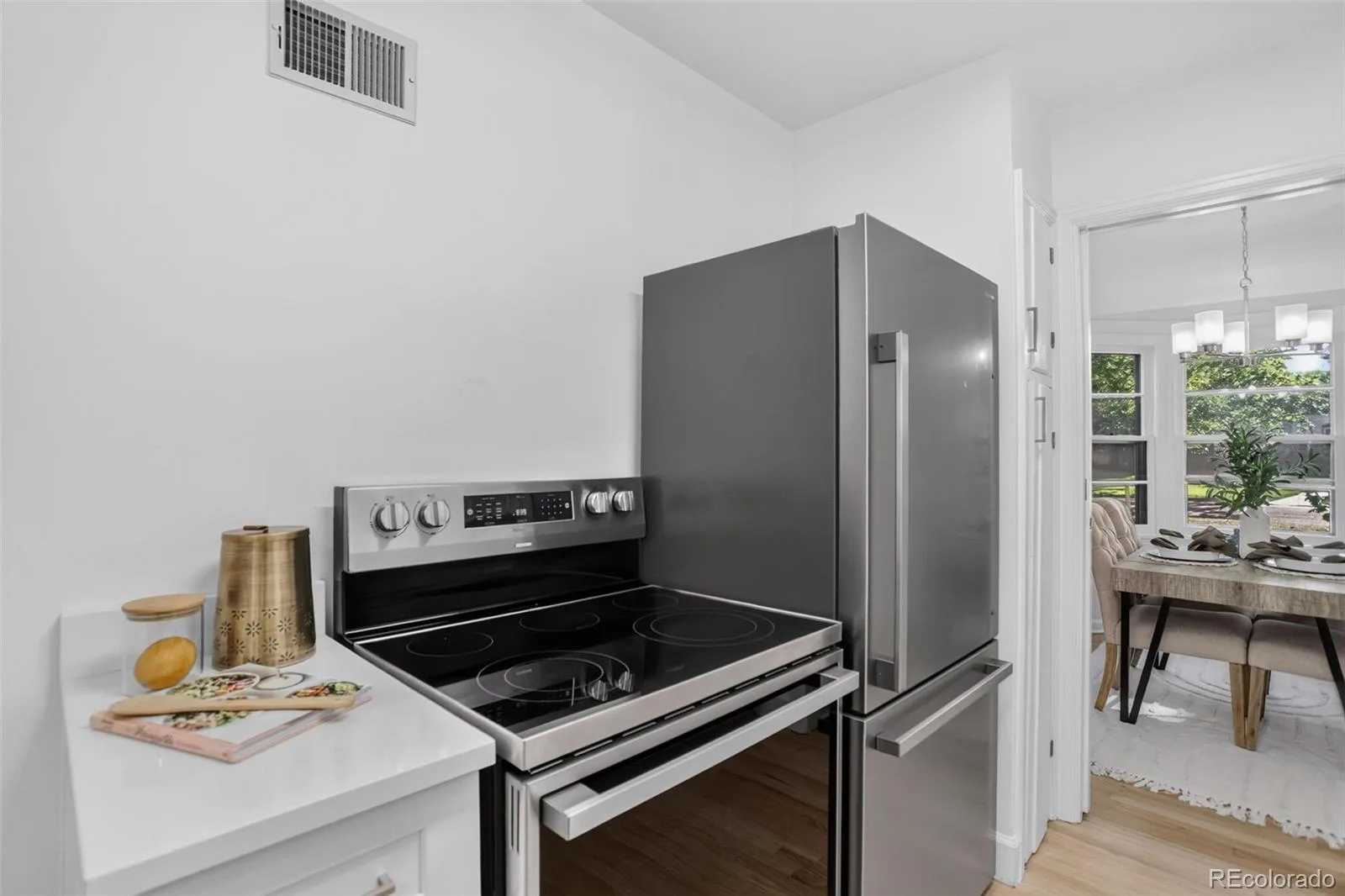 2755 S Humboldt Street Denver CO 80210 | MLS #REC2617902 09302026210751 1600 16