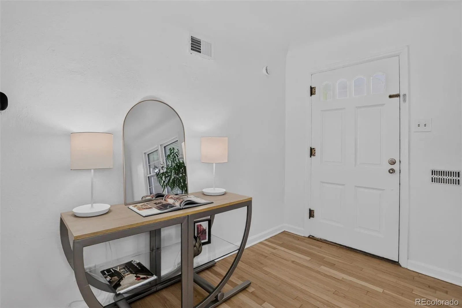 2755 S Humboldt Street Denver CO 80210 | MLS #REC2617902 09302026210751 1600 8