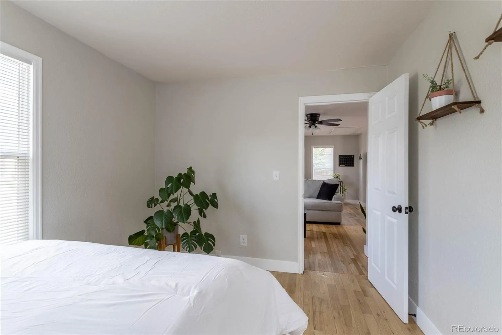 04102026165503 1600 17