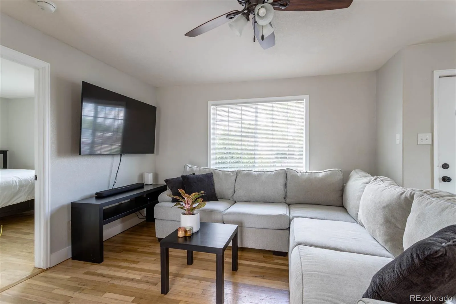 04102026165503 1600 3