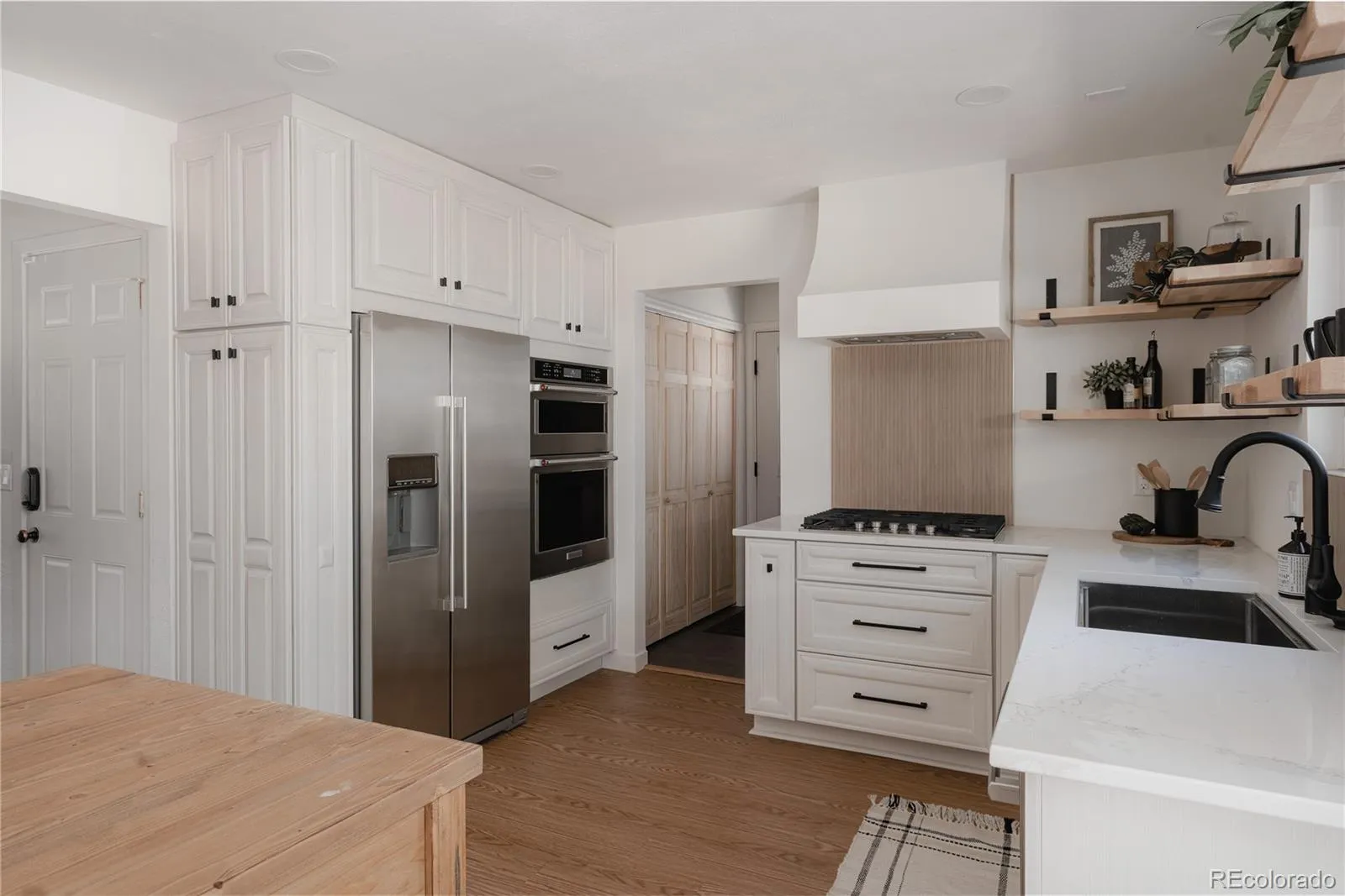 12851 E Vassar Drive Aurora CO 80014 MLS #REC2618478 05162026035955 1600 10