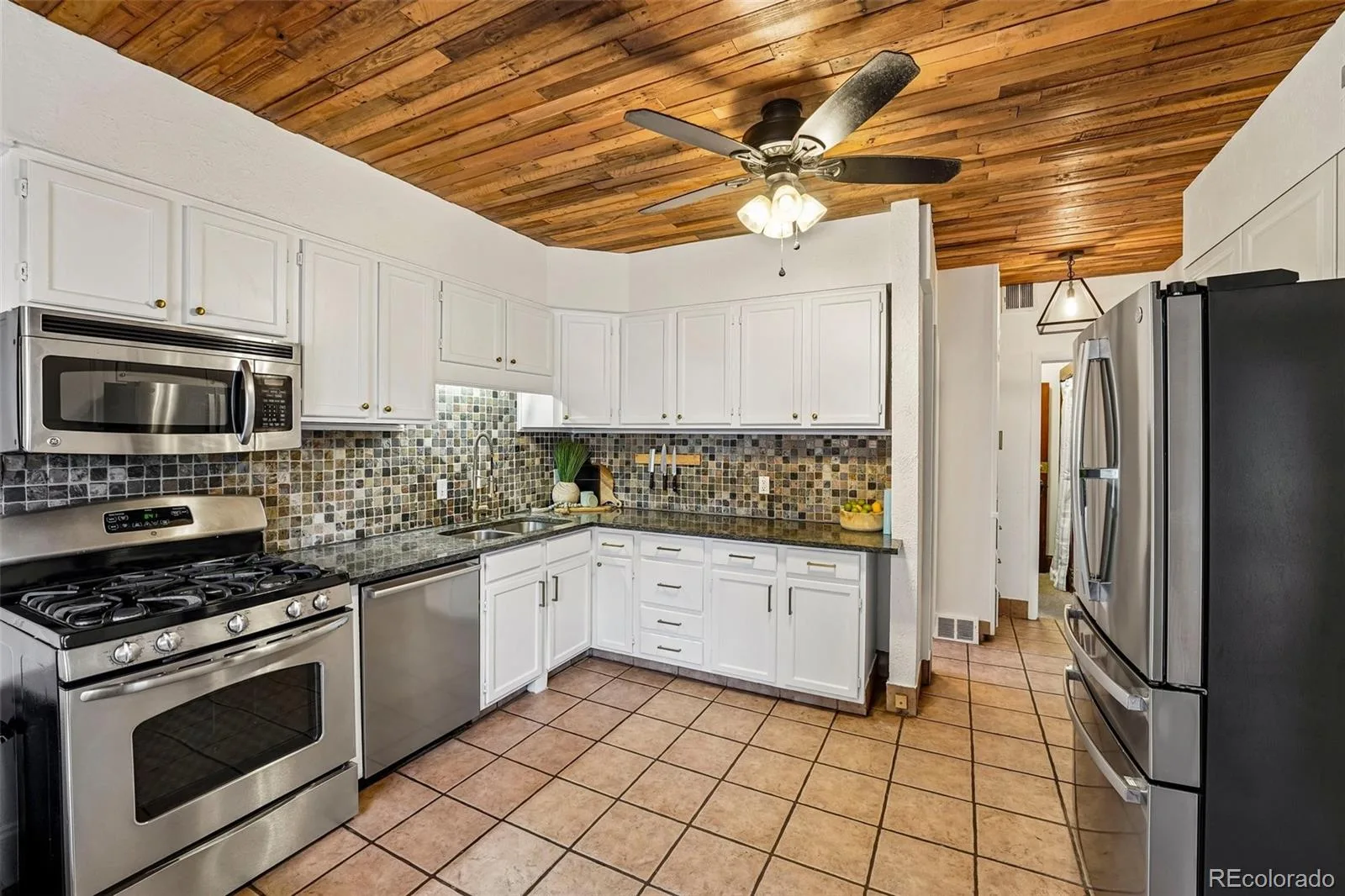 2811 Federal Boulevard Denver CO 80211 | MLS #REC2618933 08062026212012 1600 14
