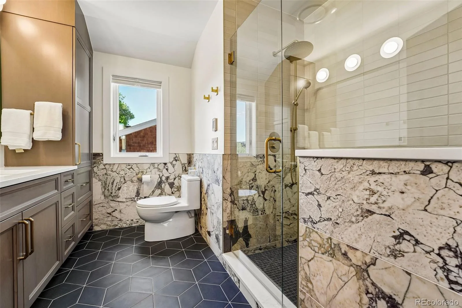 2811 Federal Boulevard Denver CO 80211 | MLS #REC2618933 08062026212012 1600 22