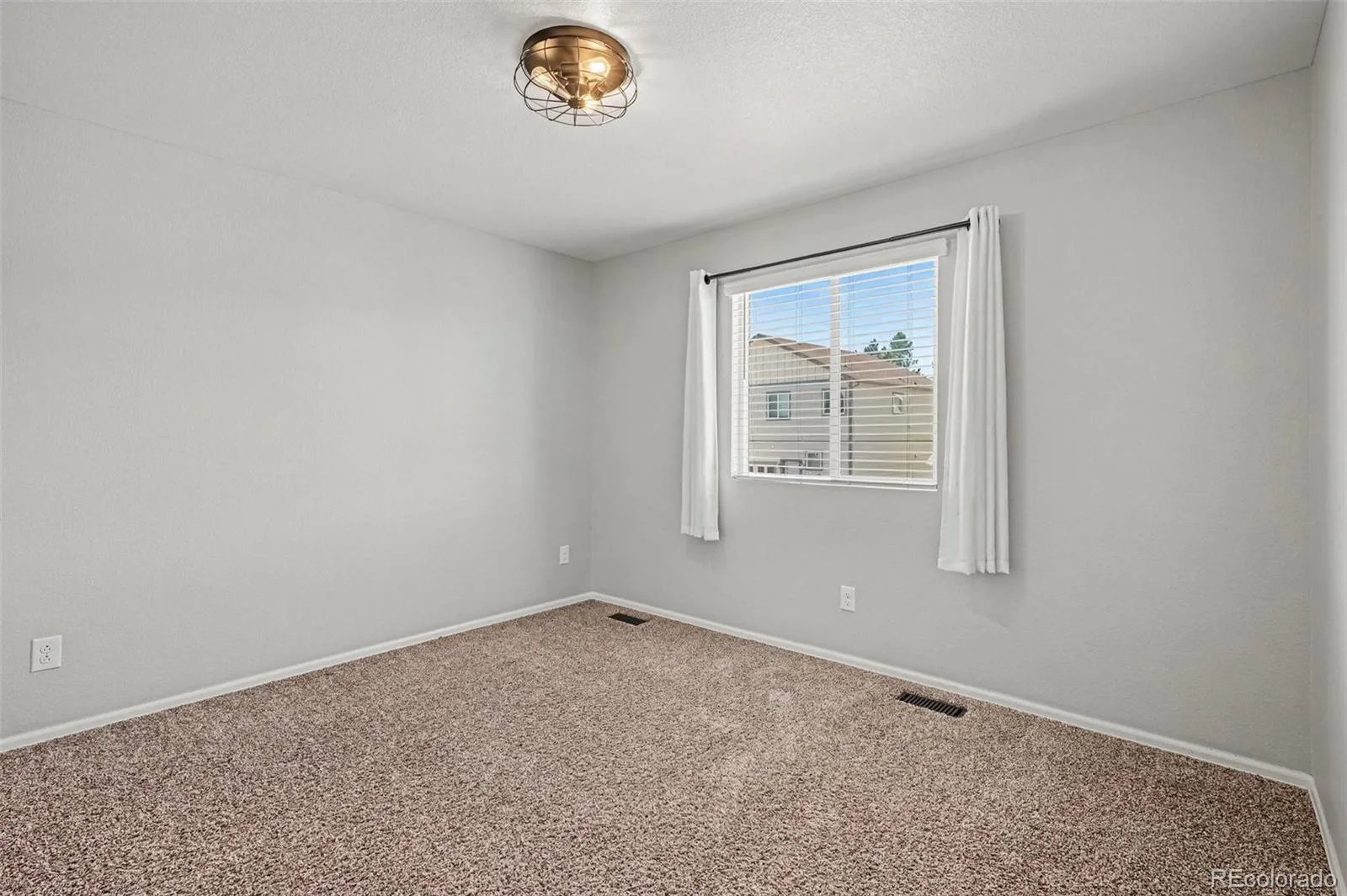 11660 Park South Lane Parker CO 80138 | MLS #REC2623052 08242026190228 1600 14