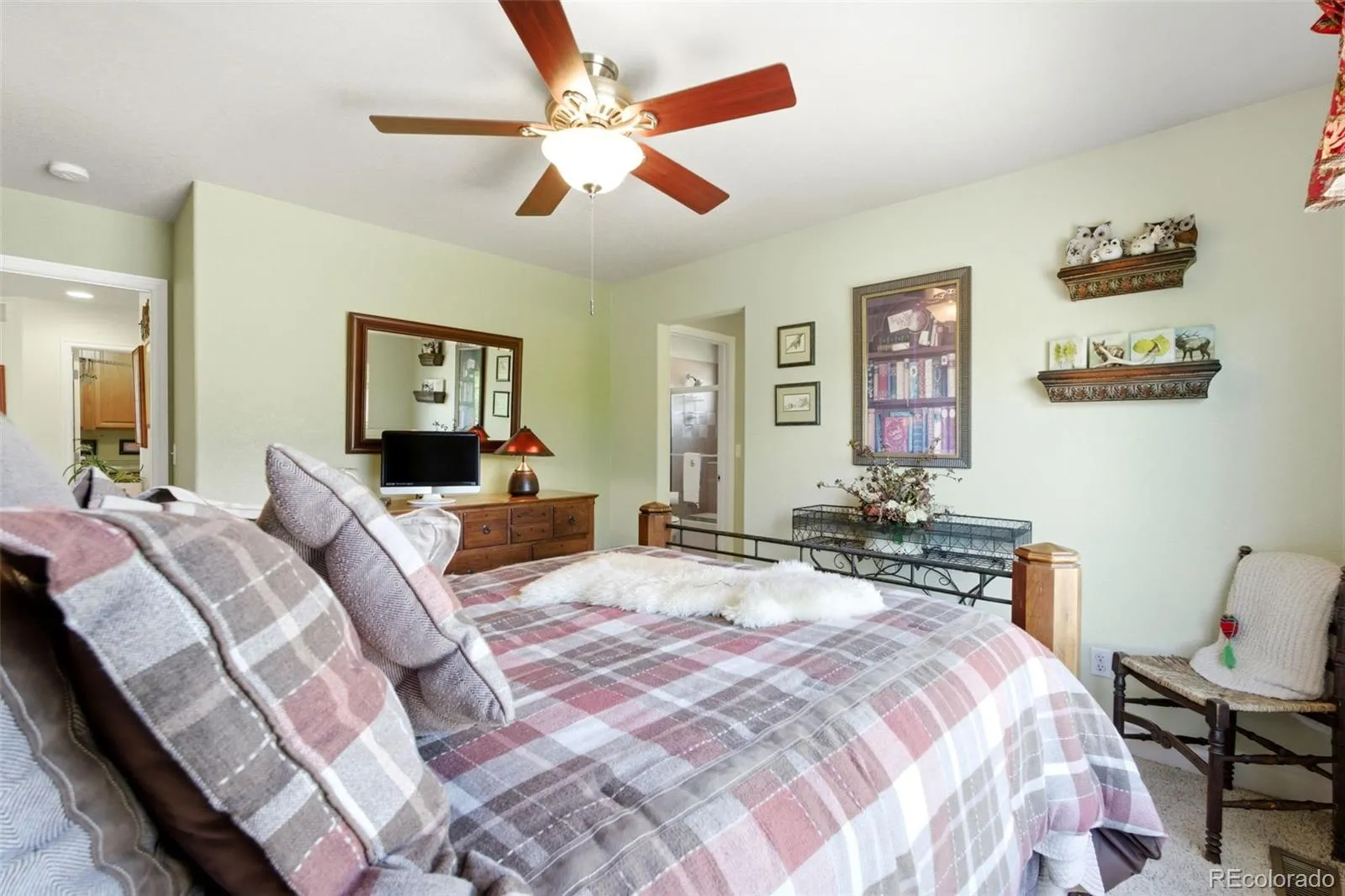 6736 Taft Street Arvada CO 80004 MLS #REC2624282 04242026233737 1600 26