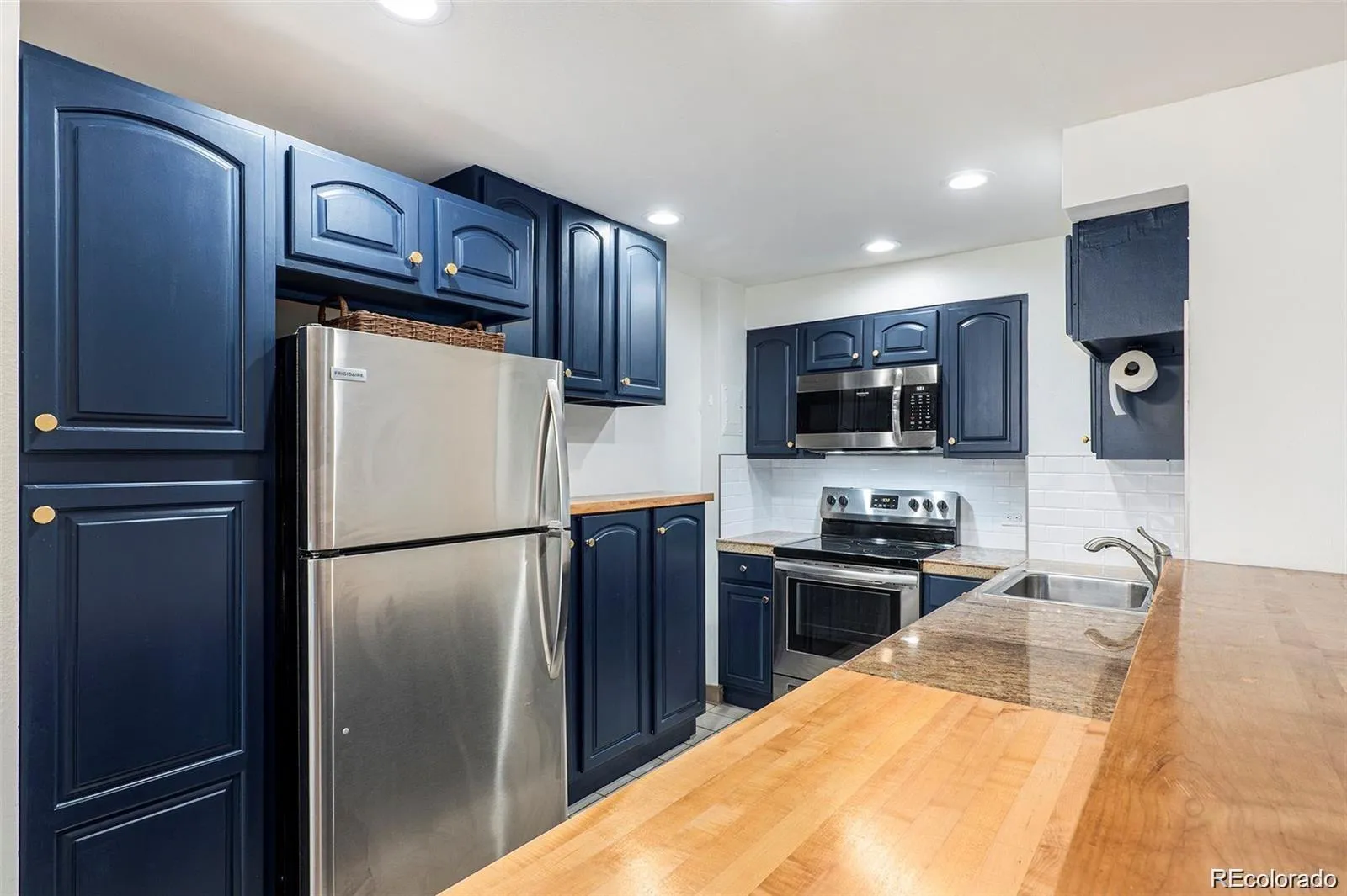 480 S Marion Parkway #402 Denver CO 80209 MLS #REC2628888 05262026210009 1600 2