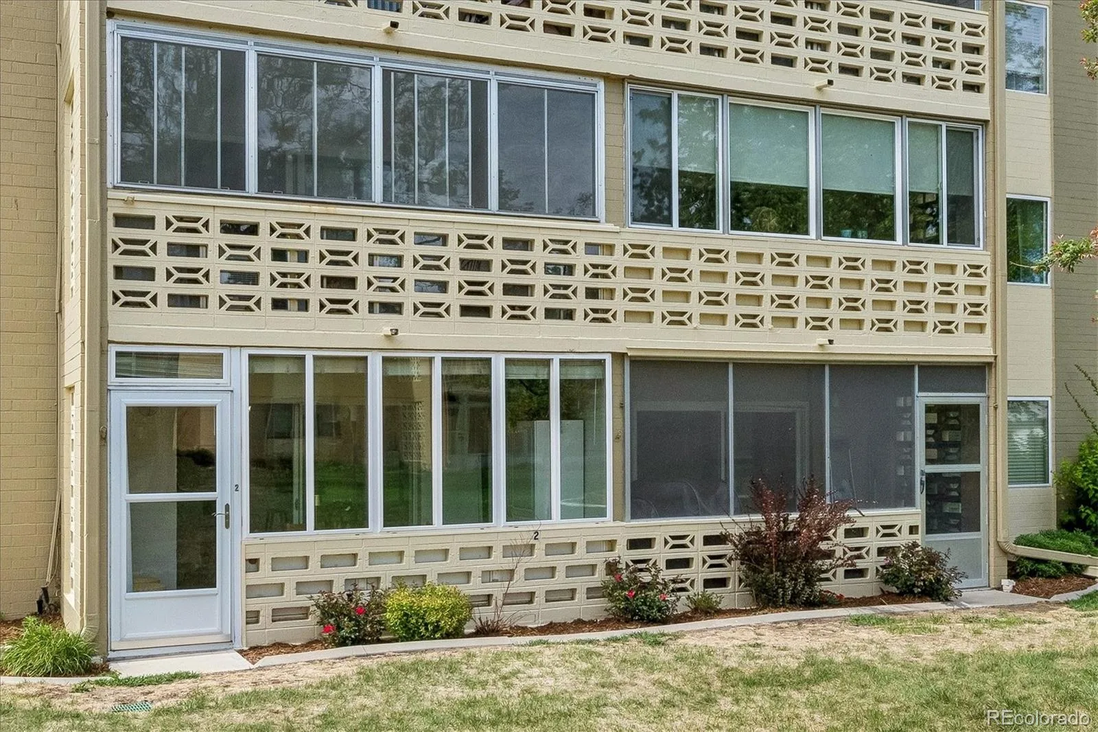 755 S Alton Way #2A Denver CO 80247 MLS #REC2628989 05302026003629 1600 15