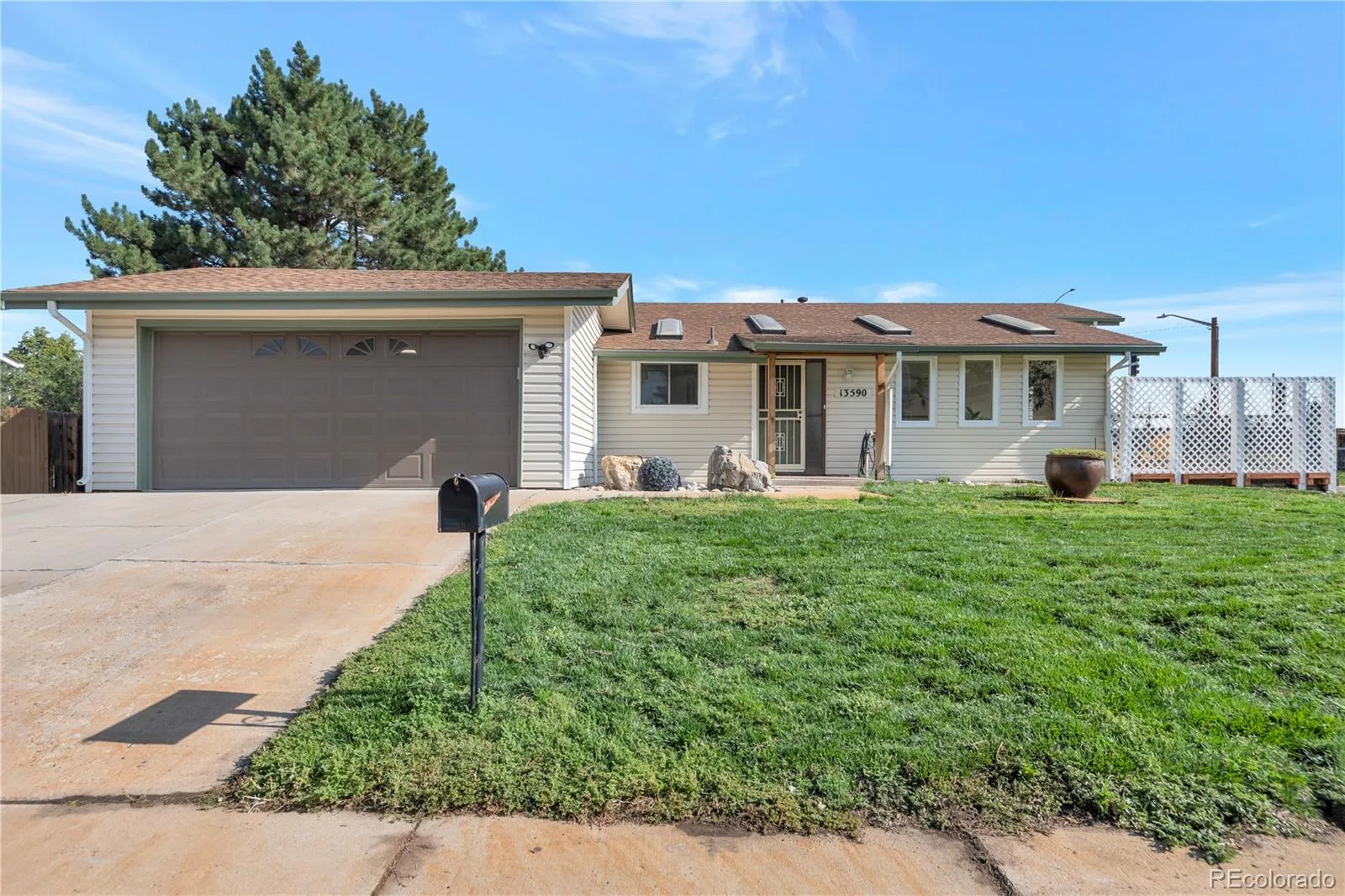 13590 Eliot Place Broomfield CO 80020 | MLS #REC2629255 08152026002727 1600 8