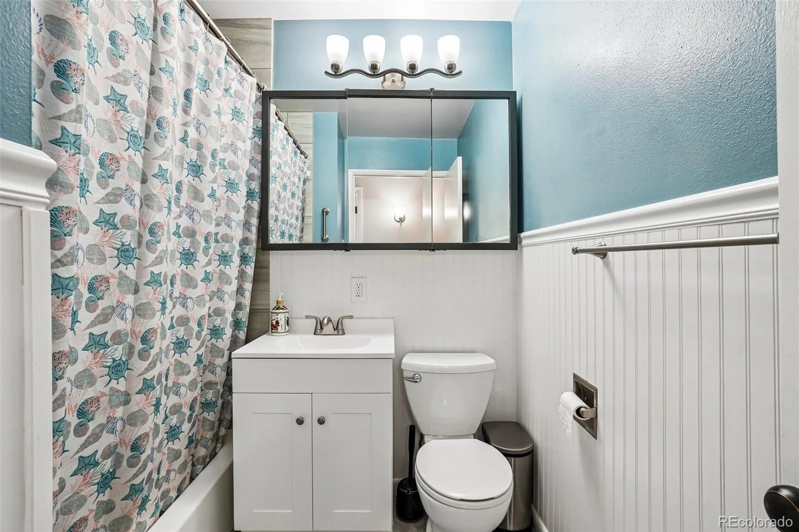 12323 W Connecticut Drive Denver CO 80228 | MLS #REC2630590 08132026001709 1600 16