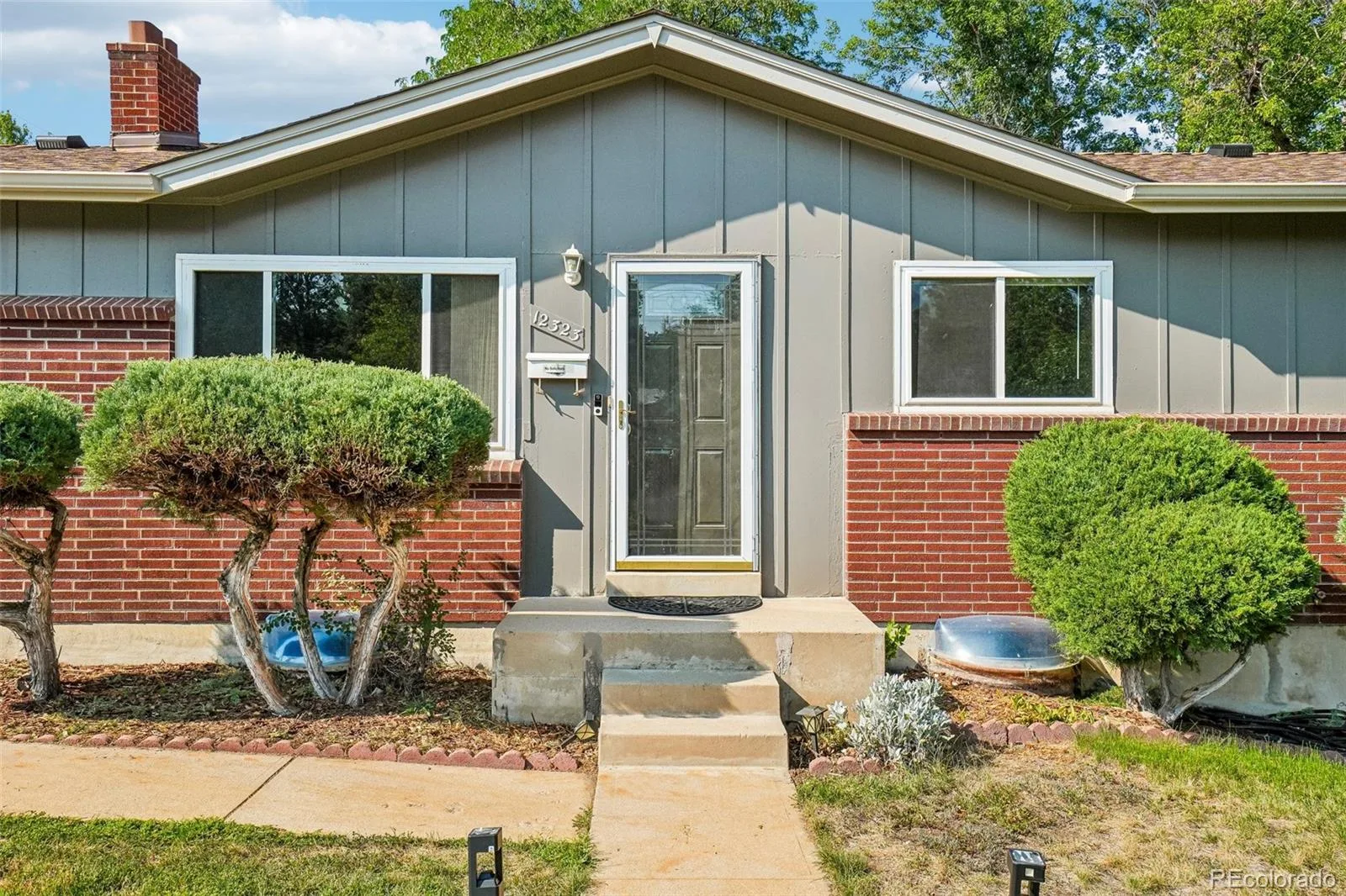 12323 W Connecticut Drive Denver CO 80228 | MLS #REC2630590 08132026001709 1600 2