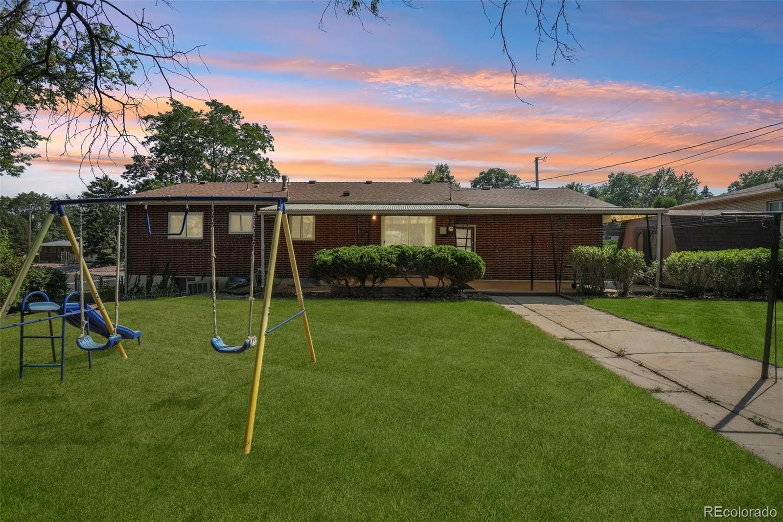 12323 W Connecticut Drive Denver CO 80228 | MLS #REC2630590 08132026001709 1600 28
