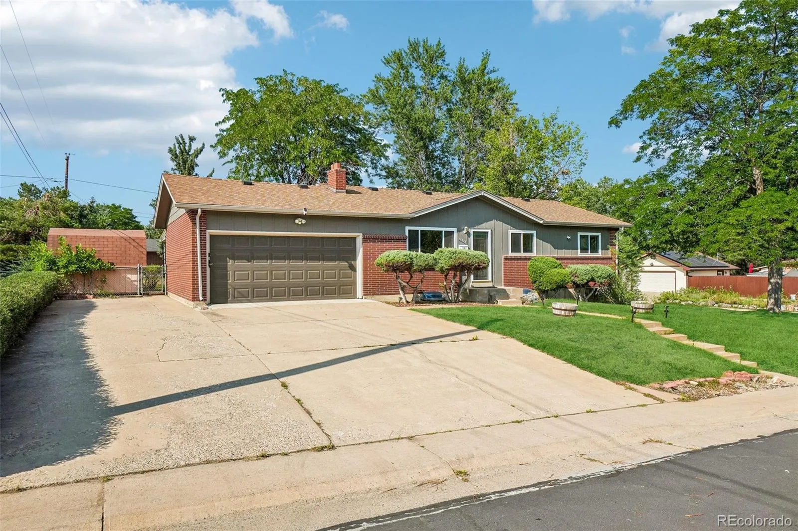 12323 W Connecticut Drive Denver CO 80228 | MLS #REC2630590 08132026001709 1600 34