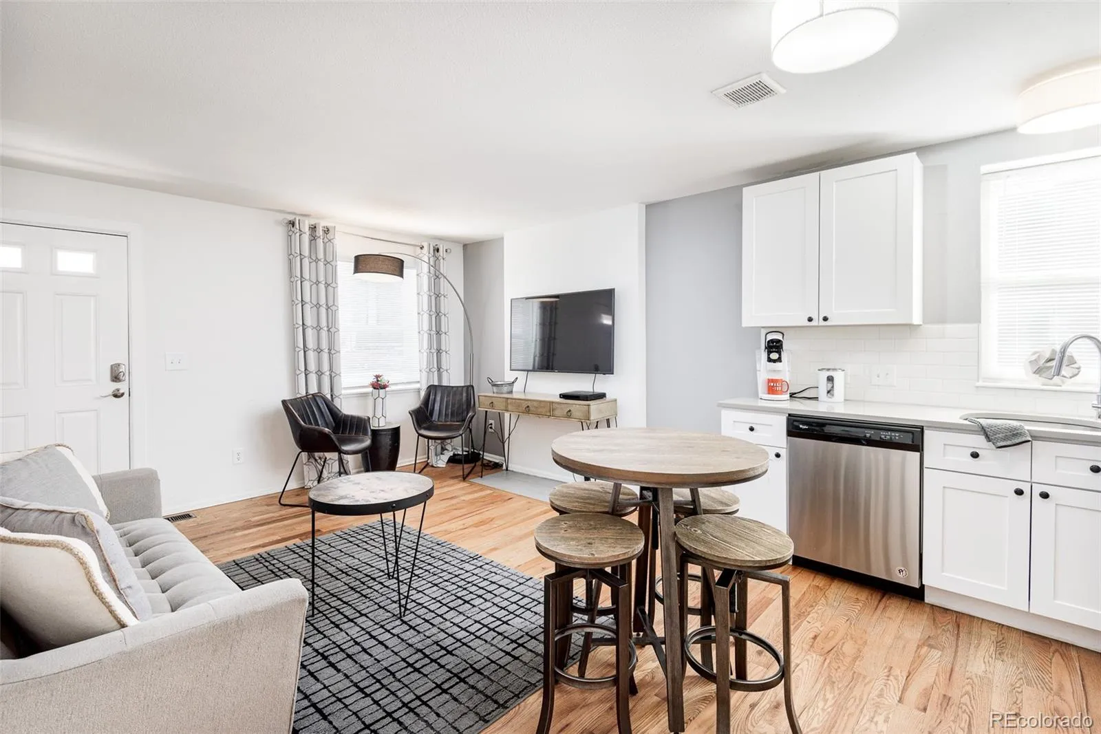 2405-2411 Tremont Place Denver CO 80205 MLS #REC2633076 04242026152255 1600 4