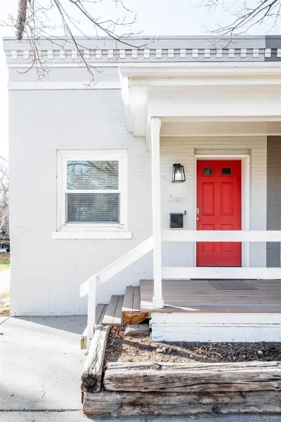2405-2411 Tremont Place Denver CO 80205 MLS #REC2633076 04242026152255 800 3
