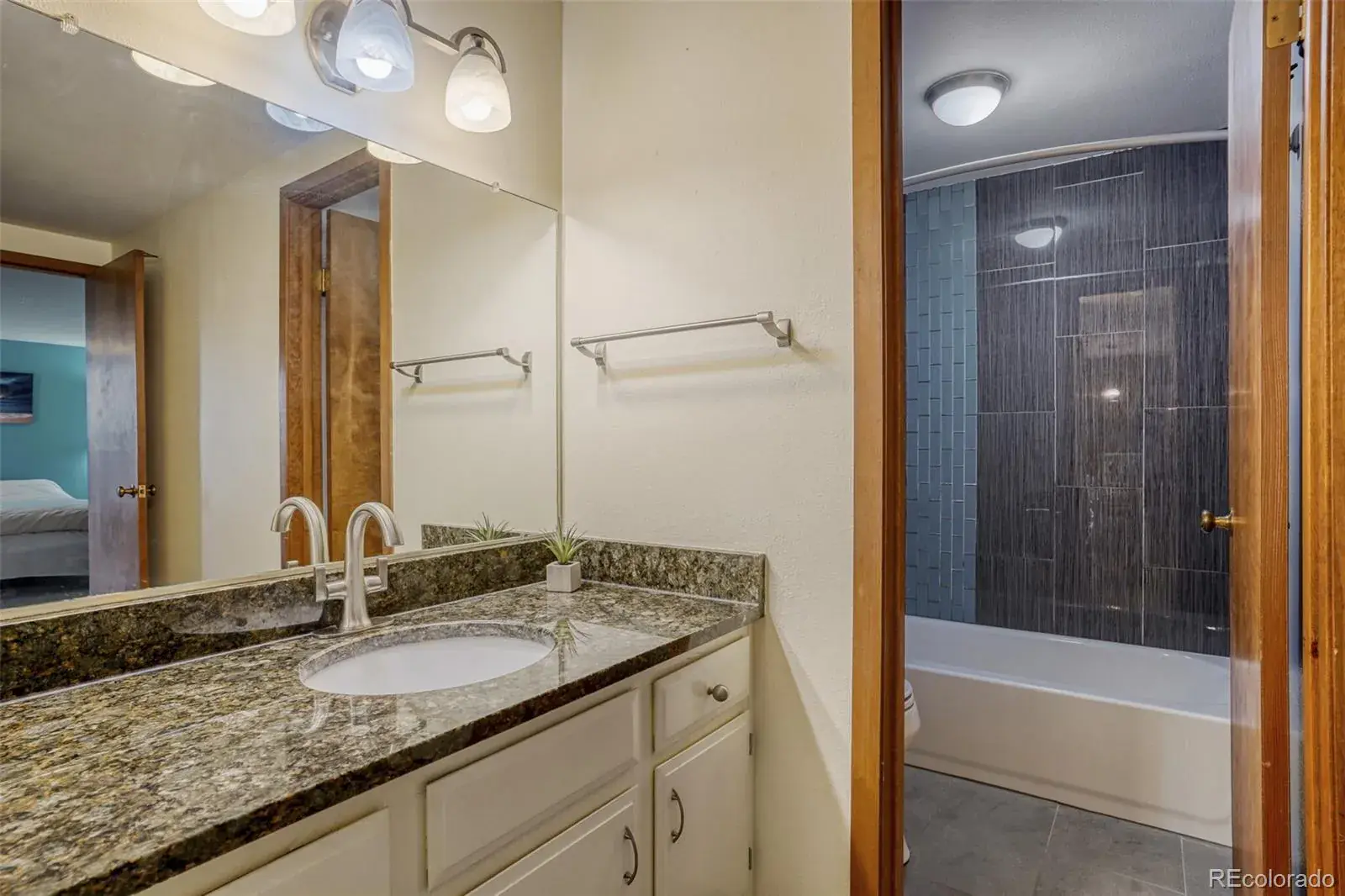 02052026152200 1600 8