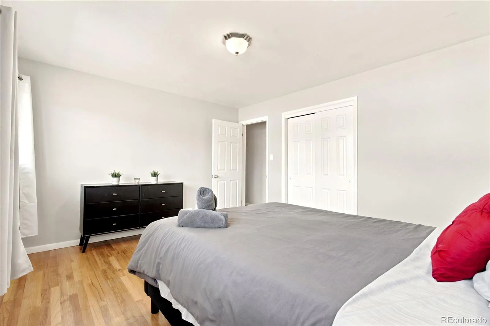 485 Zenobia Street Denver CO 80204 | MLS #REC2635227 07042026182903 1600 36