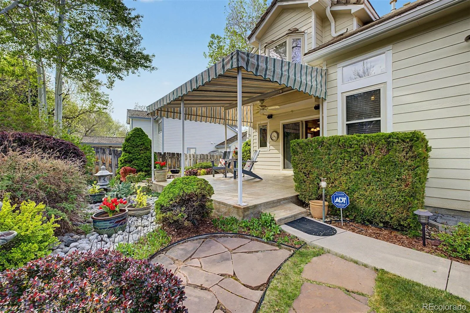 2464 S Fenton Drive Lakewood CO 80227 MLS #REC2635947 06092026014338 1600 37